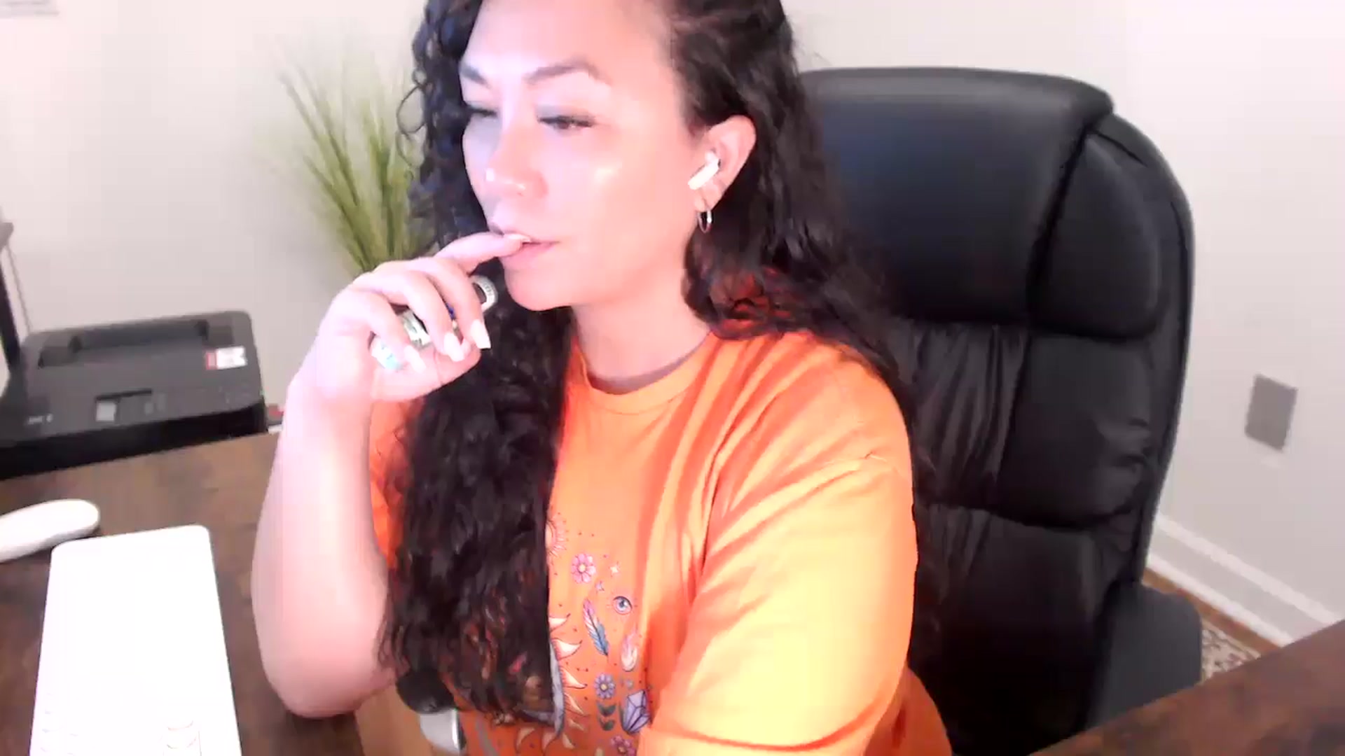 Gallery image thumbnail from MickaylaStar's myfreecams stream on, 03/31/2026, 16:11 image 7 of 20