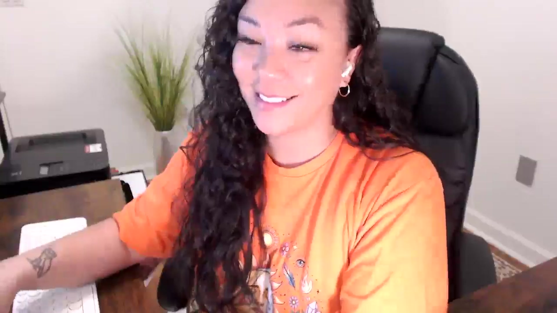 Gallery image thumbnail from MickaylaStar's myfreecams stream on, 03/31/2026, 16:11 image 2 of 20
