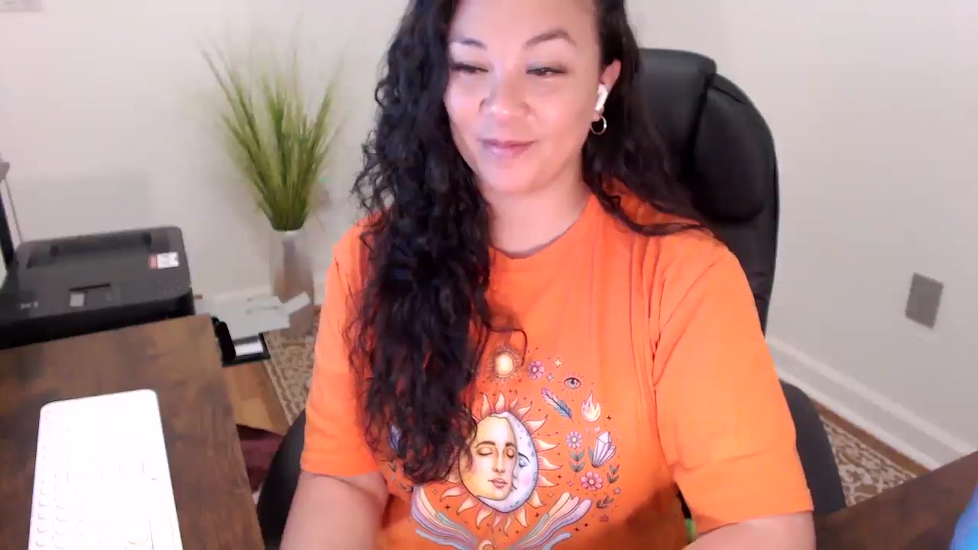 Gallery image thumbnail from MickaylaStar's myfreecams stream on, 03/31/2026, 17:00 image 19 of 20