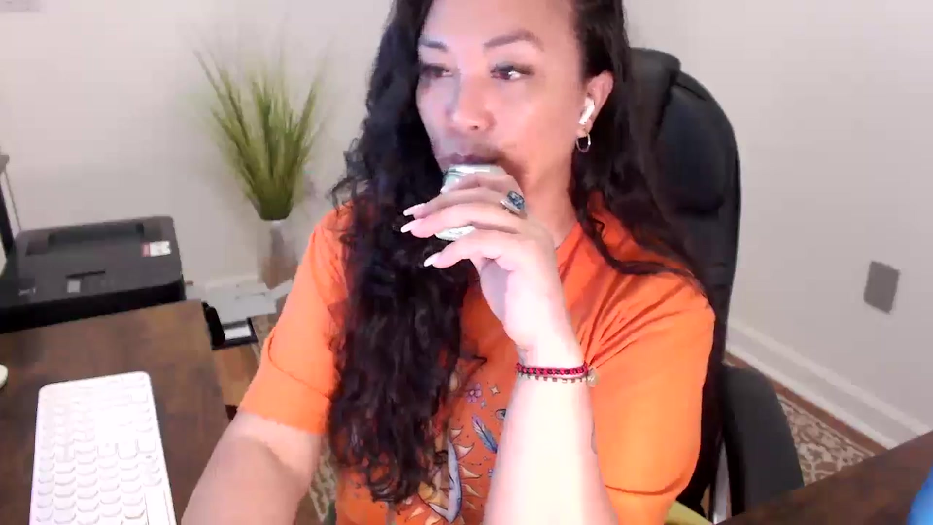 Gallery image thumbnail from MickaylaStar's myfreecams stream on, 03/31/2026, 17:00 image 12 of 20