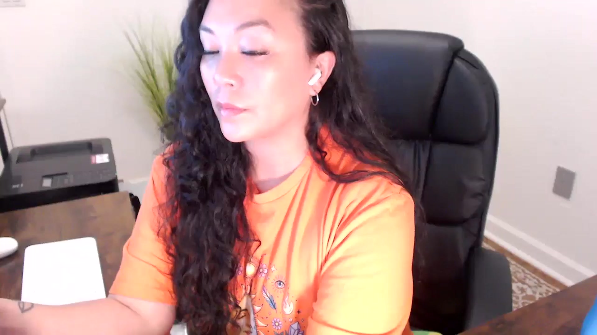 Gallery image thumbnail from MickaylaStar's myfreecams stream on, 03/31/2026, 17:00 image 5 of 20