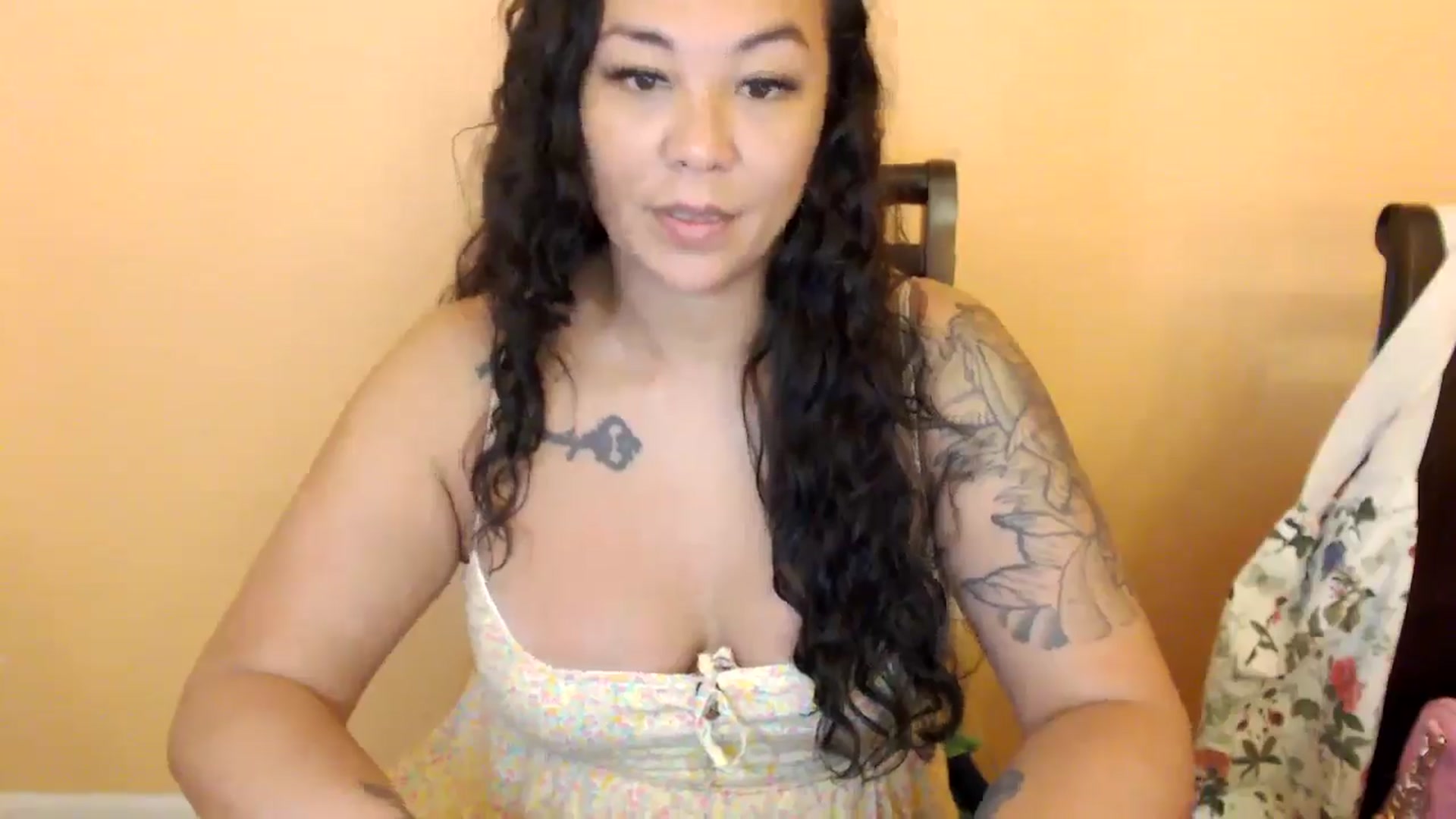 Gallery image thumbnail from MickaylaStar's myfreecams stream on, 04/12/2026, 17:00 image 9 of 20