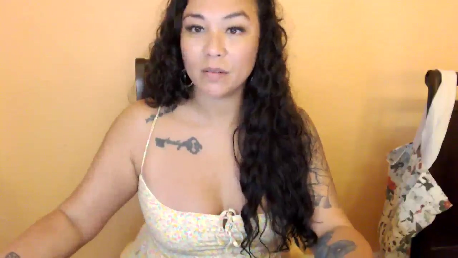 Gallery image thumbnail from MickaylaStar's myfreecams stream on, 04/12/2026, 21:33 image 18 of 20