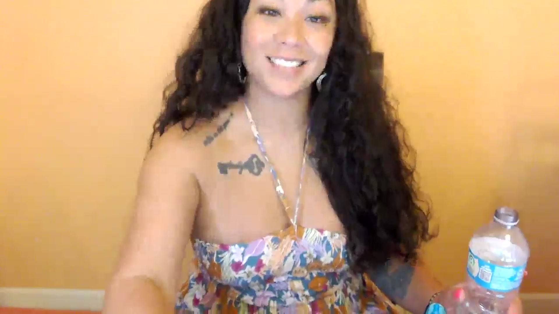 Gallery image thumbnail from MickaylaStar's myfreecams stream on, 04/13/2026, 21:44 image 11 of 20