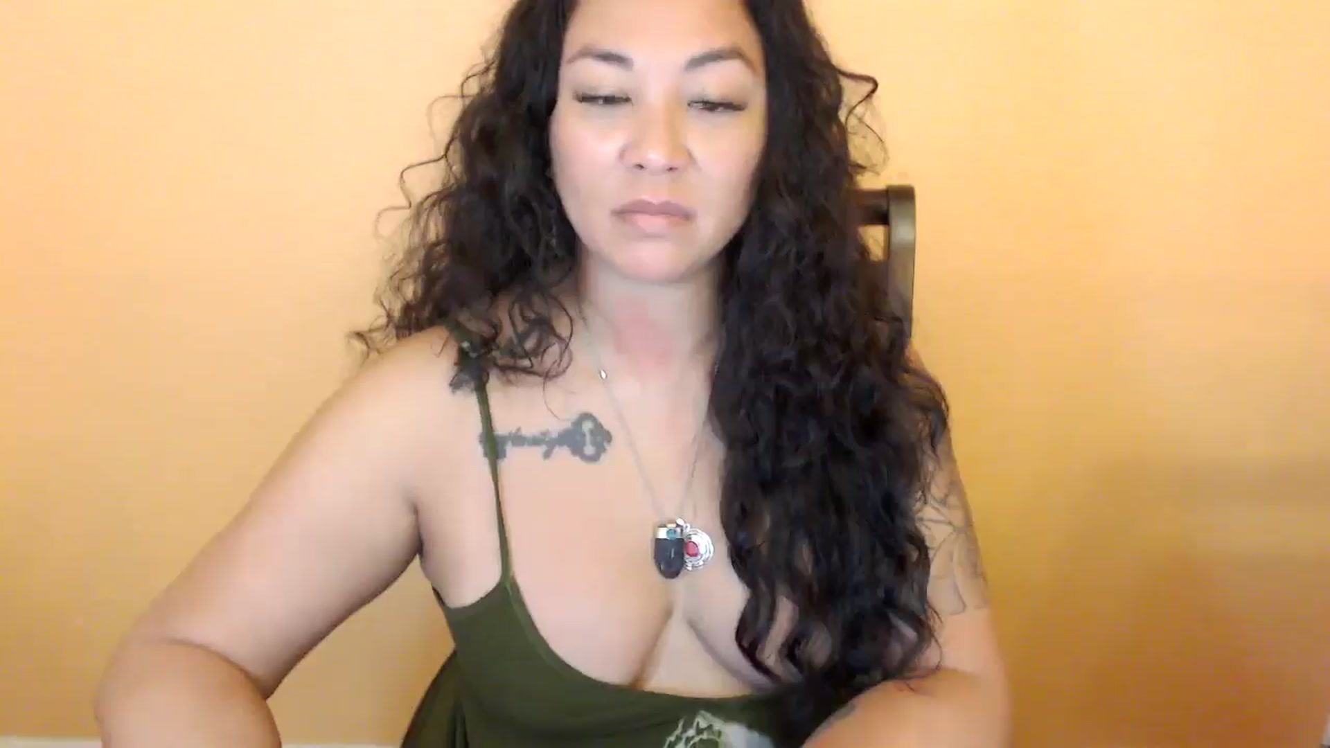 Gallery image thumbnail from MickaylaStar's myfreecams stream on, 04/15/2026, 17:52 image 12 of 20