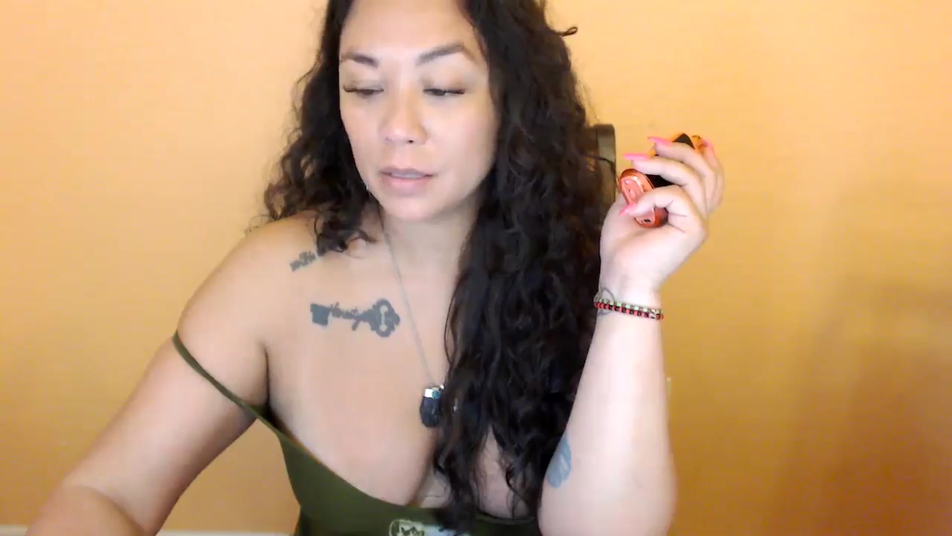 Gallery image thumbnail from MickaylaStar's myfreecams stream on, 04/15/2026, 20:20 image 13 of 20