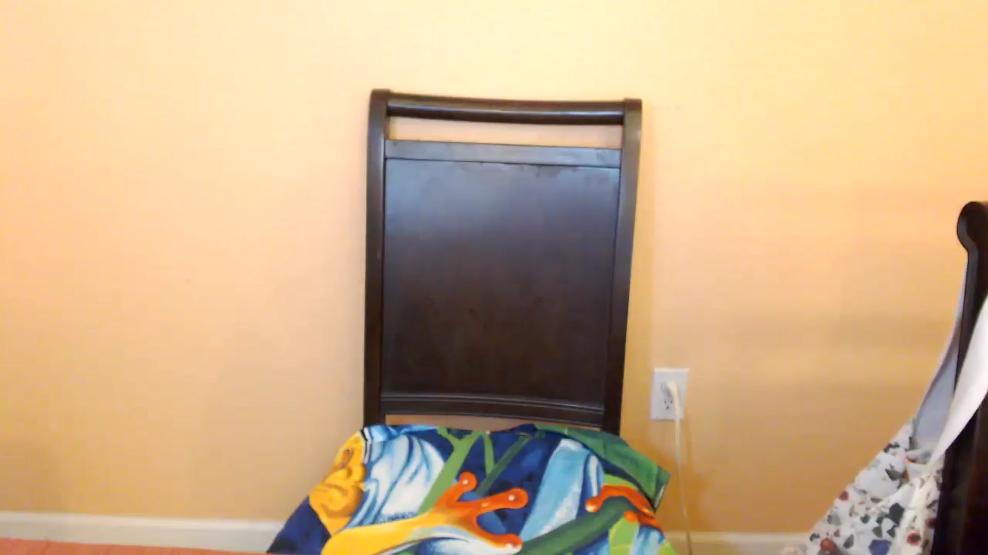 Gallery image thumbnail from MickaylaStar's myfreecams stream on, 04/18/2026, 19:27 image 16 of 20
