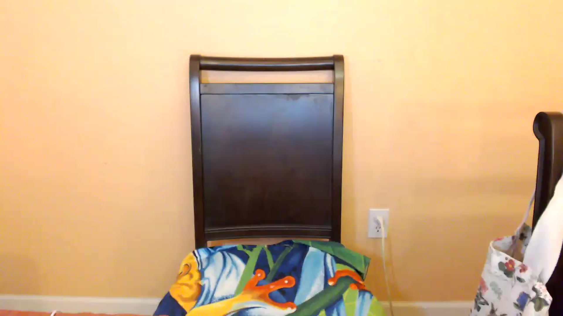 Gallery image thumbnail from MickaylaStar's myfreecams stream on, 04/19/2026, 20:59 image 17 of 20