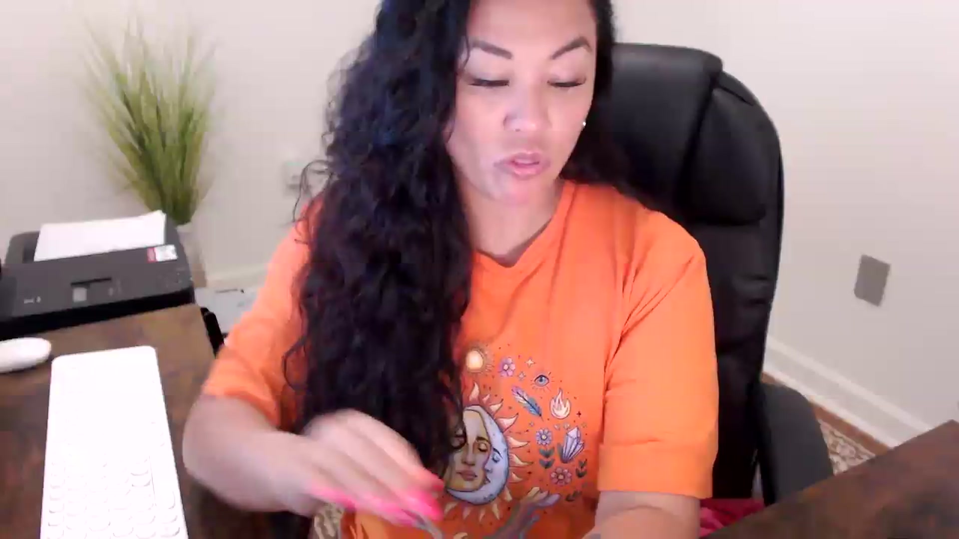 Gallery image thumbnail from MickaylaStar's myfreecams stream on, 04/24/2026, 17:02 image 10 of 20