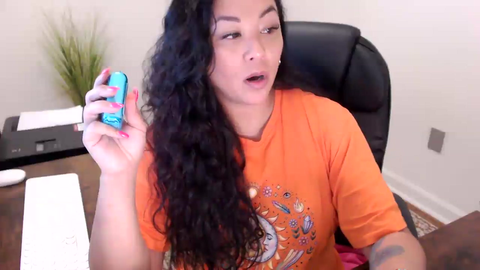 Gallery image thumbnail from MickaylaStar's myfreecams stream on, 04/24/2026, 17:02 image 13 of 20