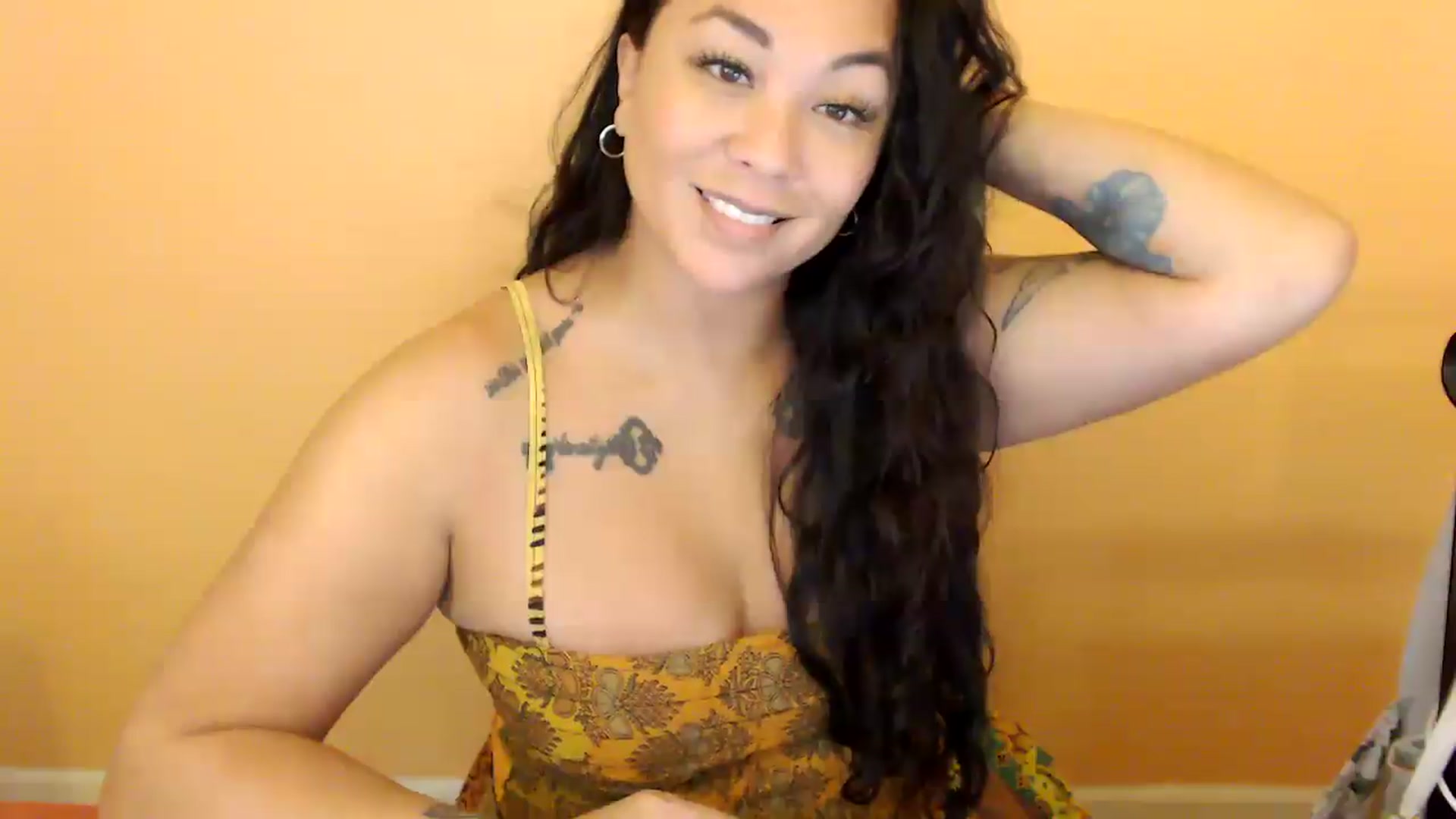Gallery image thumbnail from MickaylaStar's myfreecams stream on, 04/24/2026, 21:56 image 11 of 20