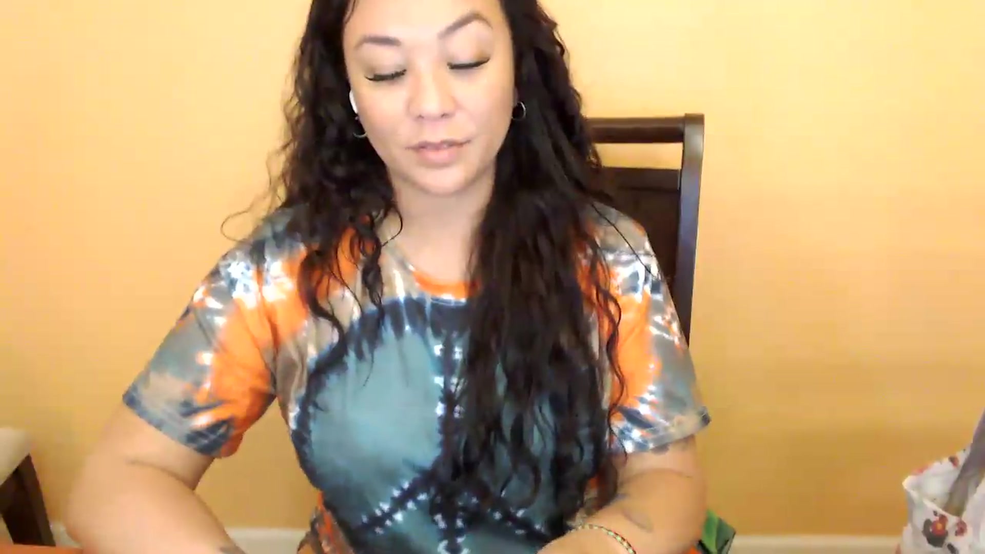 Gallery image thumbnail from MickaylaStar's myfreecams stream on, 04/26/2026, 19:50 image 14 of 20