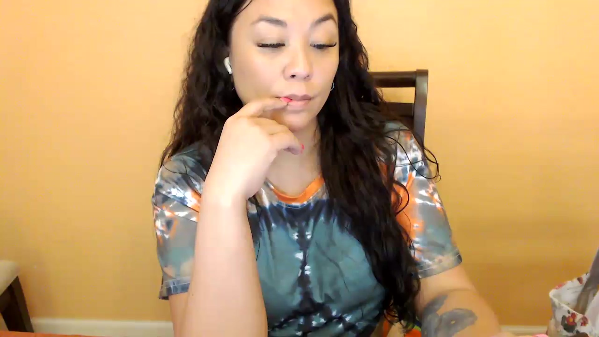 Gallery image thumbnail from MickaylaStar's myfreecams stream on, 04/26/2026, 19:50 image 15 of 20