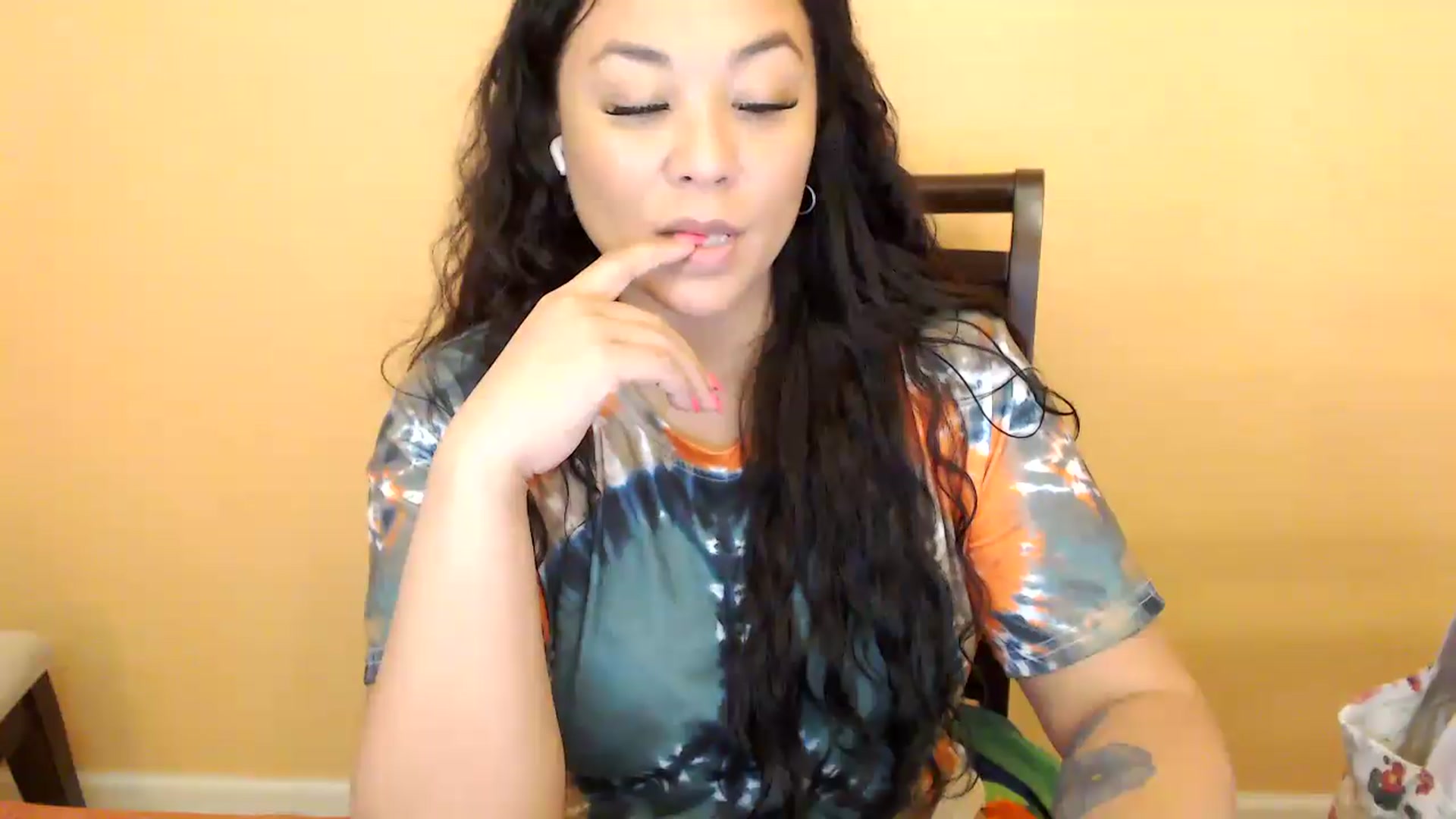 Gallery image thumbnail from MickaylaStar's myfreecams stream on, 04/26/2026, 19:50 image 8 of 20