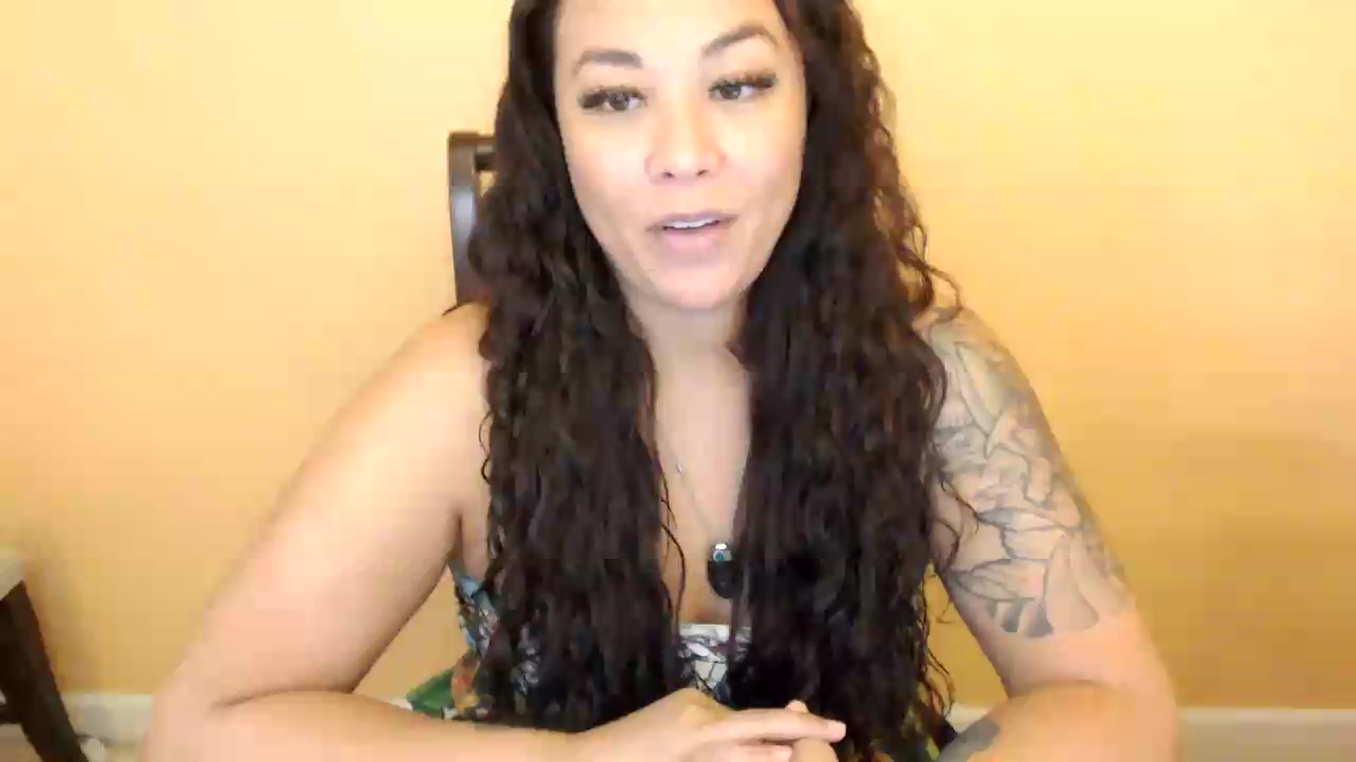 Gallery image thumbnail from MickaylaStar's myfreecams stream on, 05/07/2026, 19:34 image 11 of 20