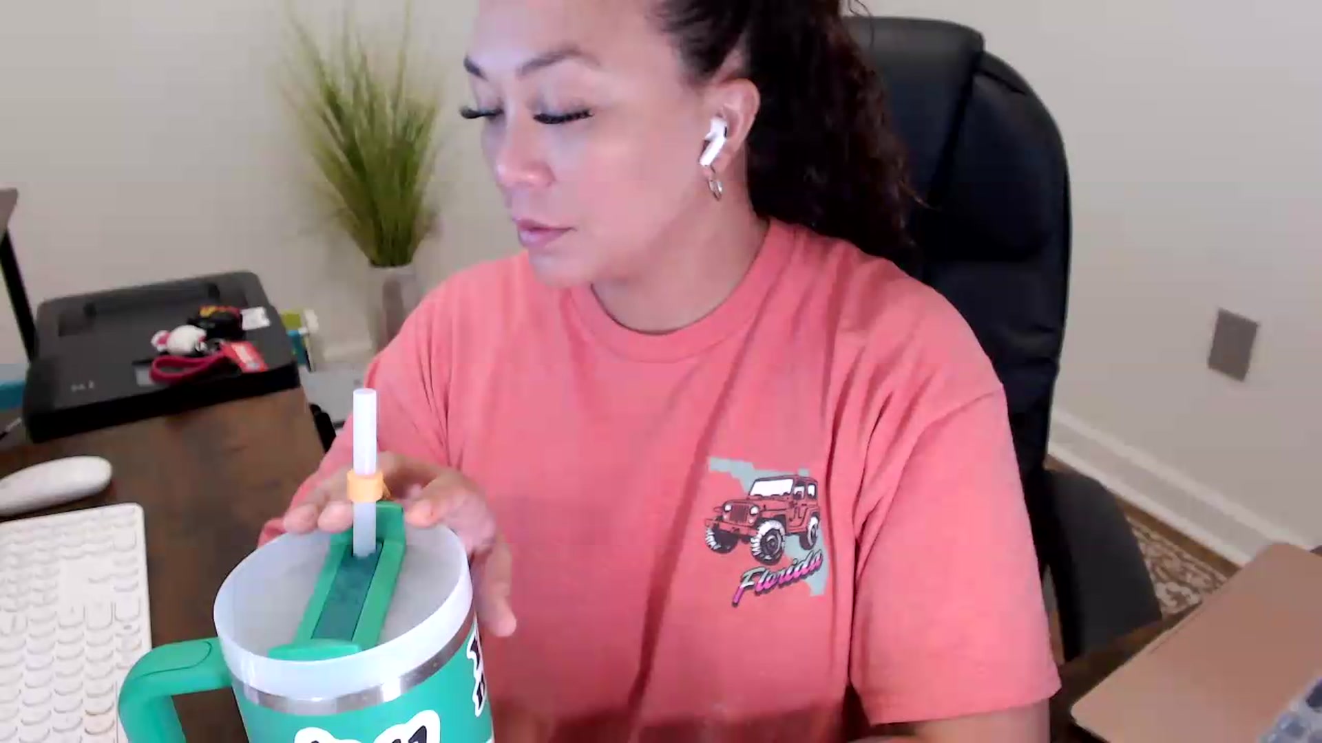 Gallery image thumbnail from MickaylaStar's myfreecams stream on, 05/26/2026, 17:22 image 2 of 20