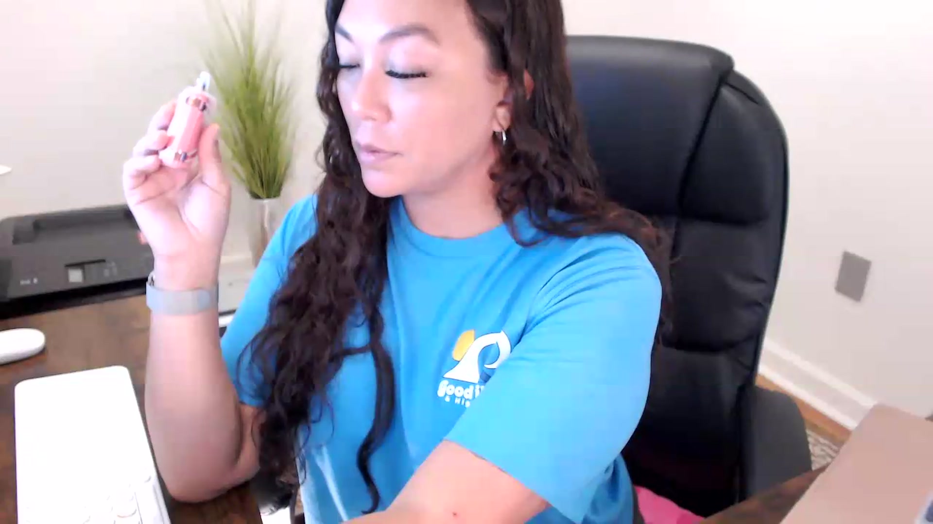 Gallery image thumbnail from MickaylaStar's myfreecams stream on, 05/28/2026, 15:42 image 6 of 20