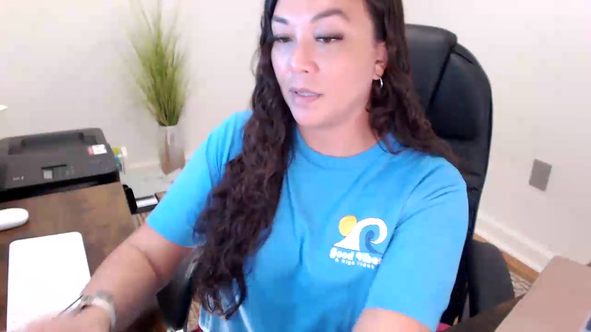 Gallery image thumbnail from MickaylaStar's myfreecams stream on, 05/28/2026, 15:42 image 13 of 20