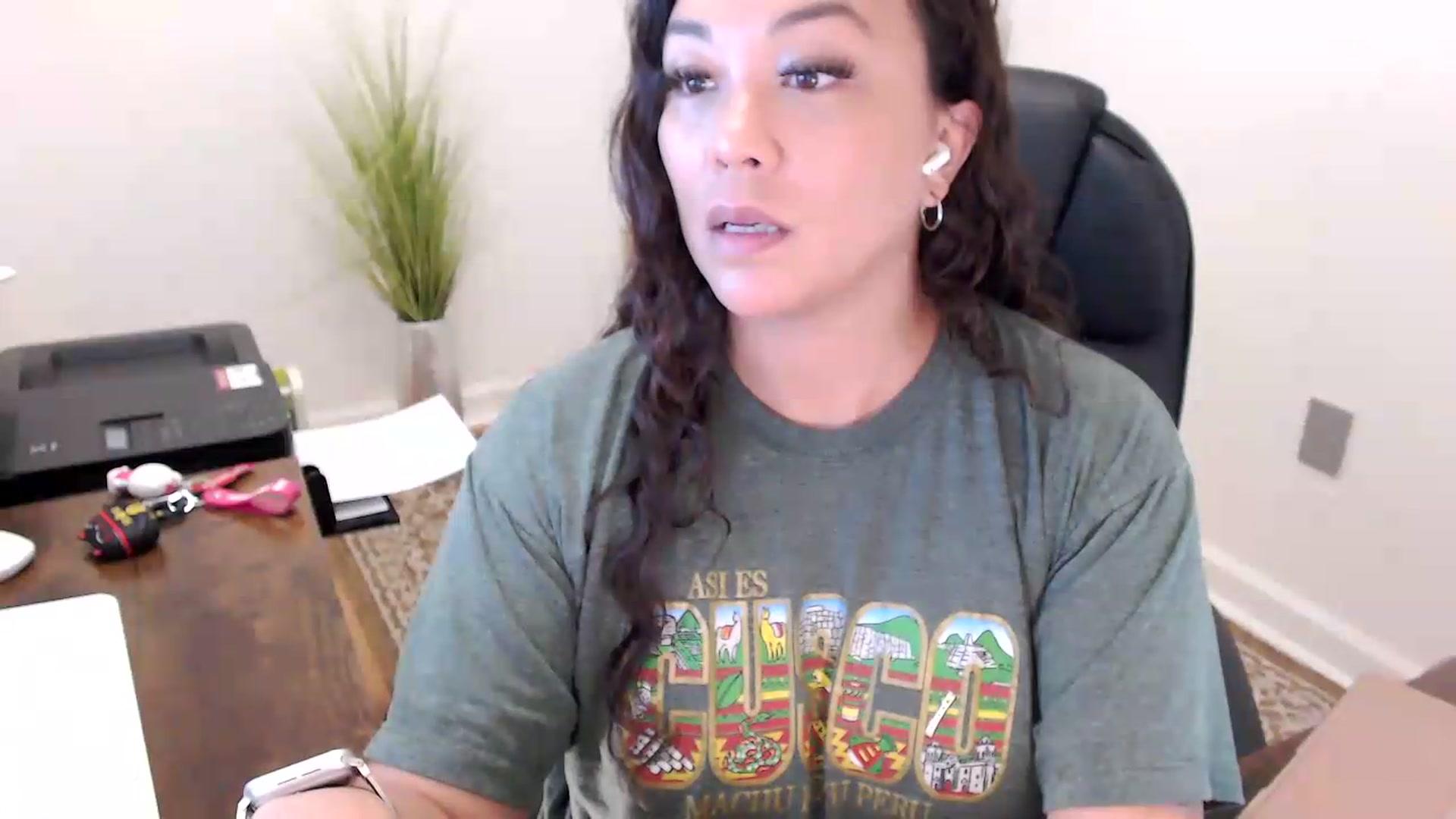 Gallery image thumbnail from MickaylaStar's myfreecams stream on, 05/29/2026, 15:05 image 18 of 20
