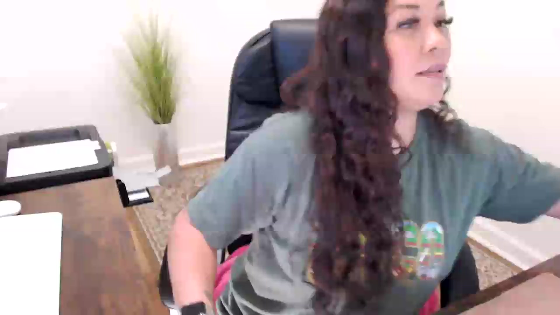 Gallery image thumbnail from MickaylaStar's myfreecams stream on, 05/29/2026, 18:26 image 8 of 20