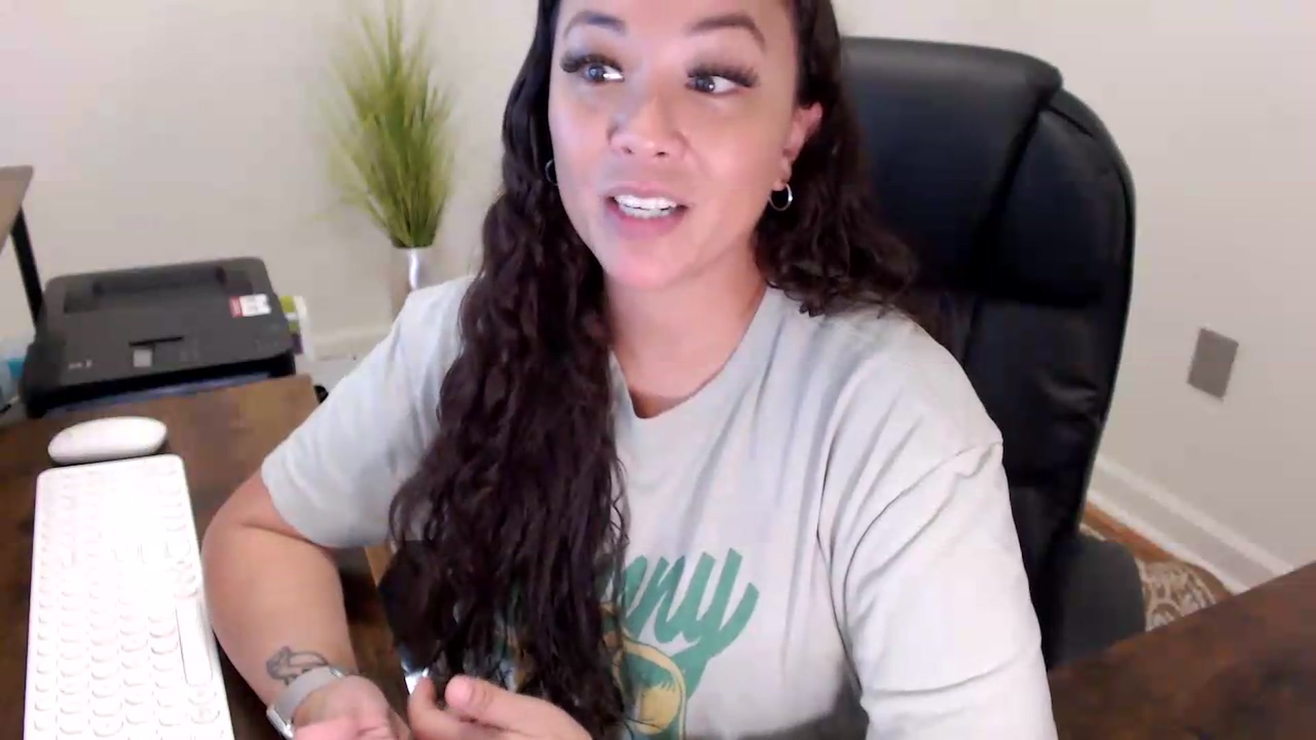 Gallery image thumbnail from MickaylaStar's myfreecams stream on, 06/02/2026, 16:38 image 7 of 20