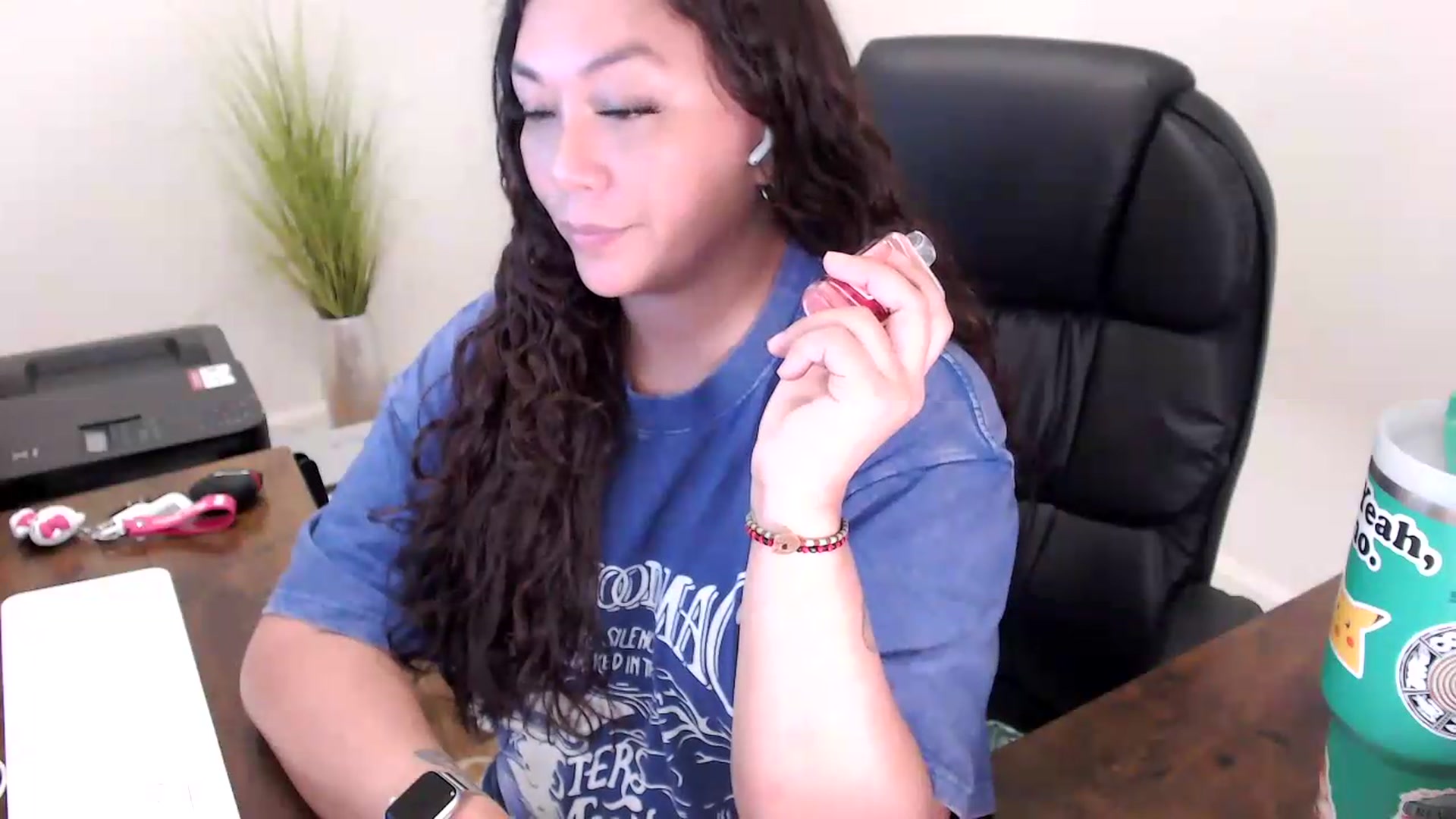 Gallery image thumbnail from MickaylaStar's myfreecams stream on, 06/04/2026, 18:01 image 13 of 20
