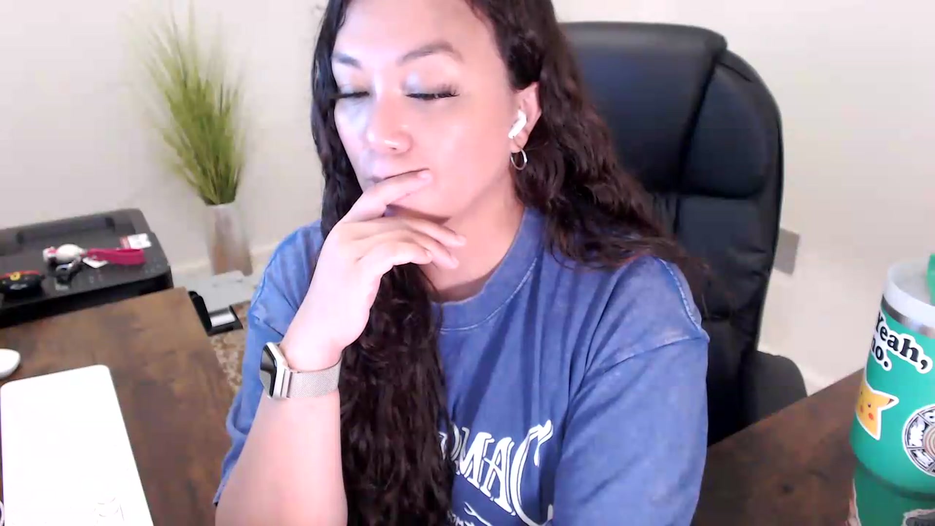 Gallery image thumbnail from MickaylaStar's myfreecams stream on, 06/04/2026, 18:24 image 5 of 20