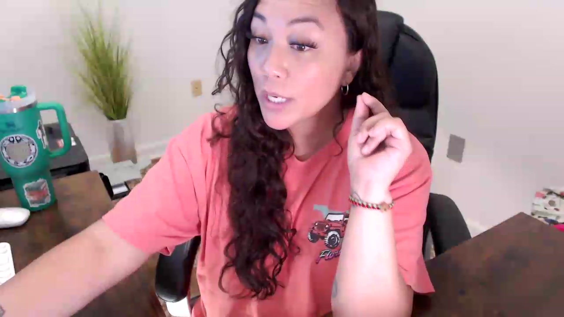 Gallery image thumbnail from MickaylaStar's myfreecams stream on, 06/05/2026, 18:32 image 14 of 20