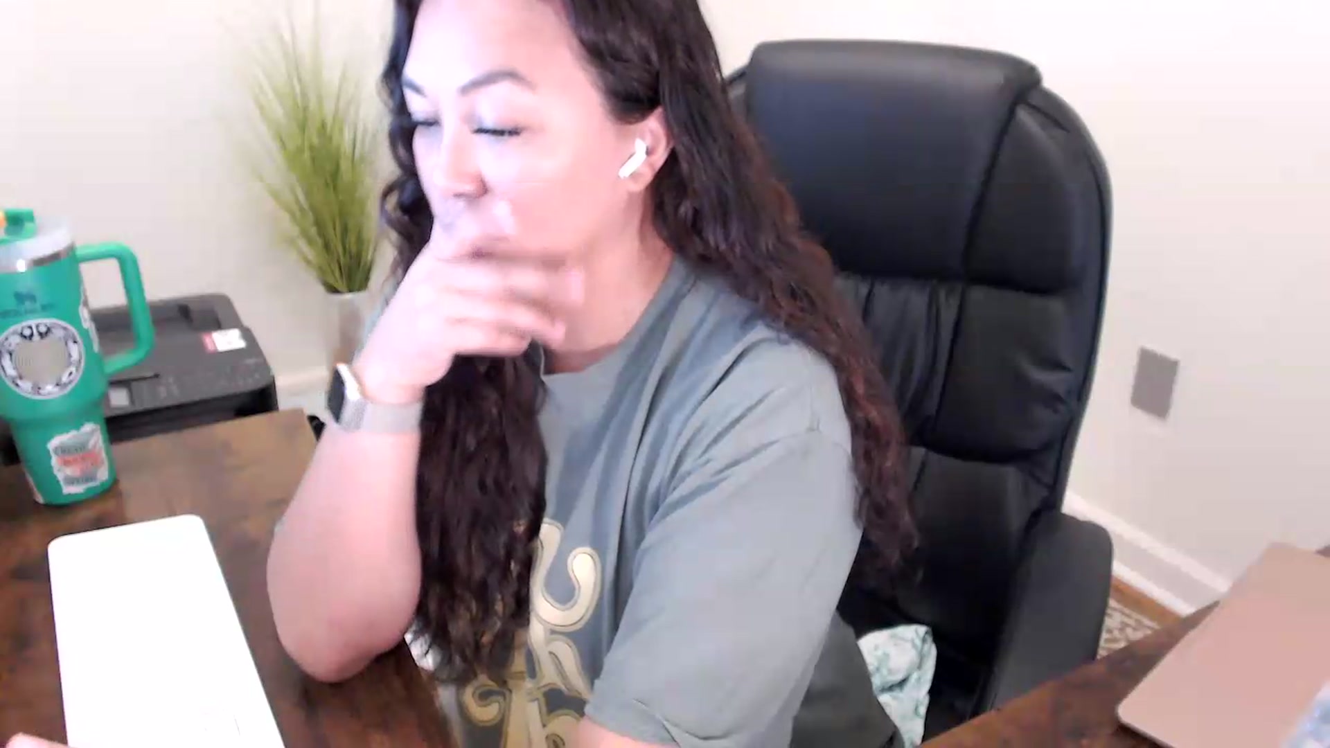 Gallery image thumbnail from MickaylaStar's myfreecams stream on, 06/08/2026, 15:53 image 20 of 20