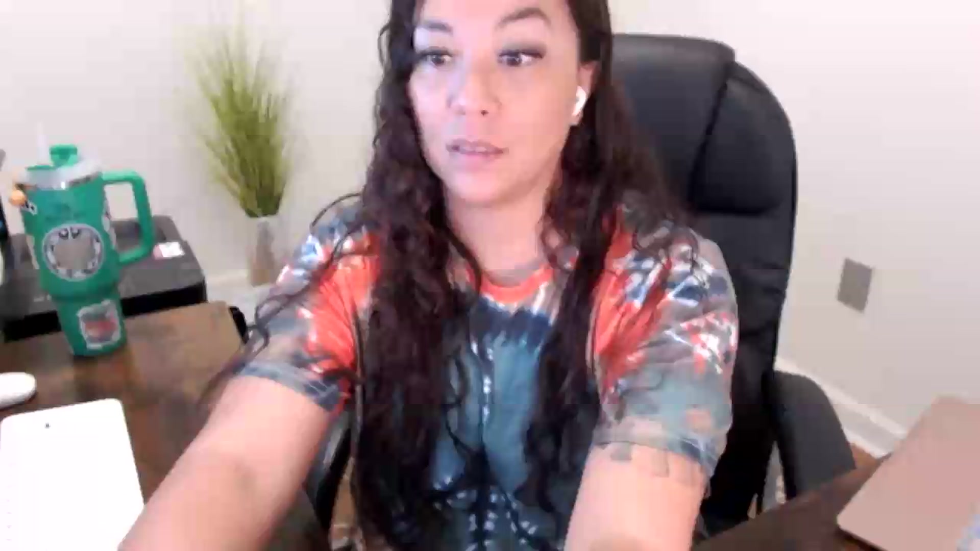 Gallery image thumbnail from MickaylaStar's myfreecams stream on, 06/12/2026, 15:42 image 1 of 20