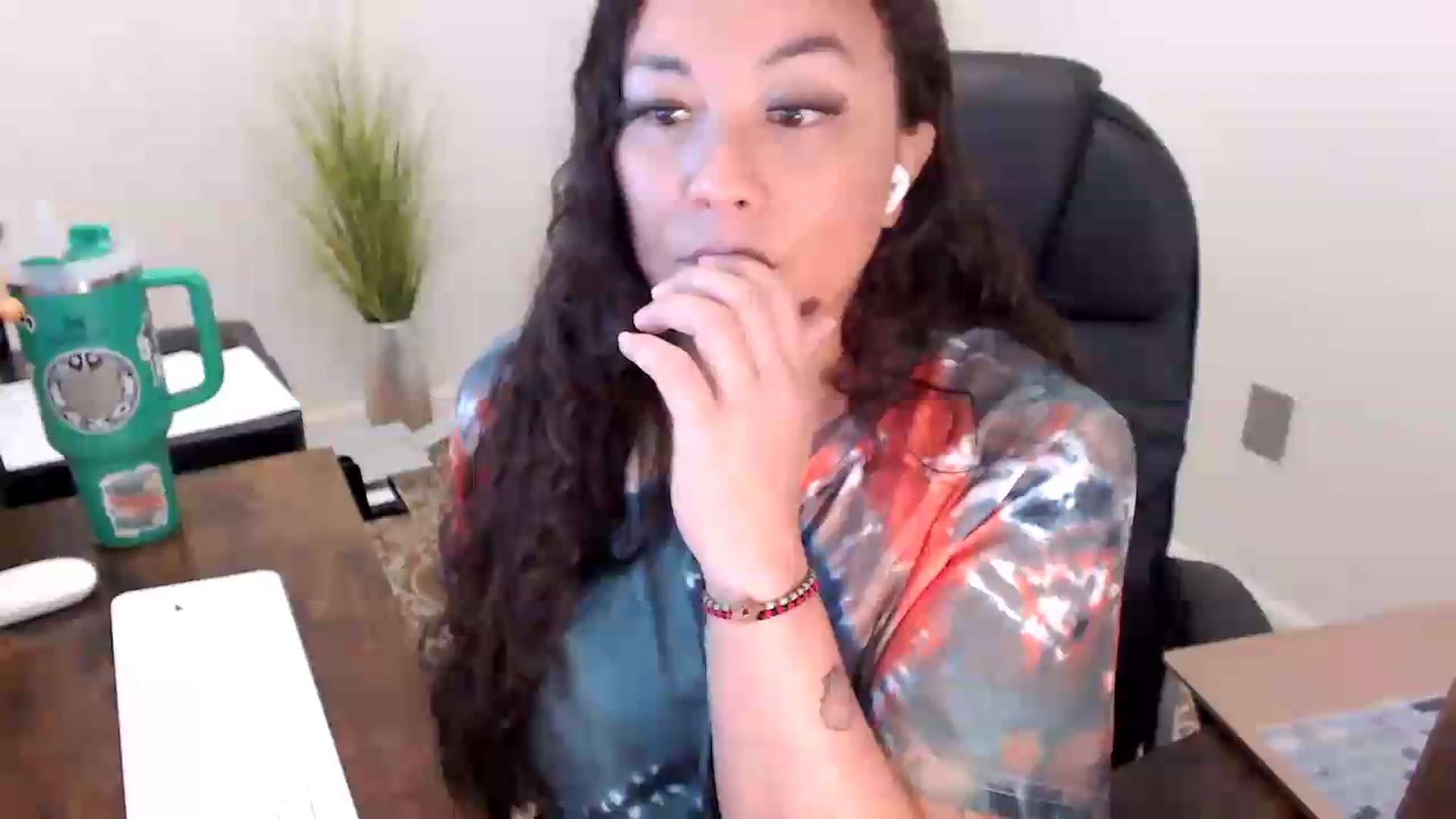 Gallery image thumbnail from MickaylaStar's myfreecams stream on, 06/12/2026, 15:42 image 20 of 20