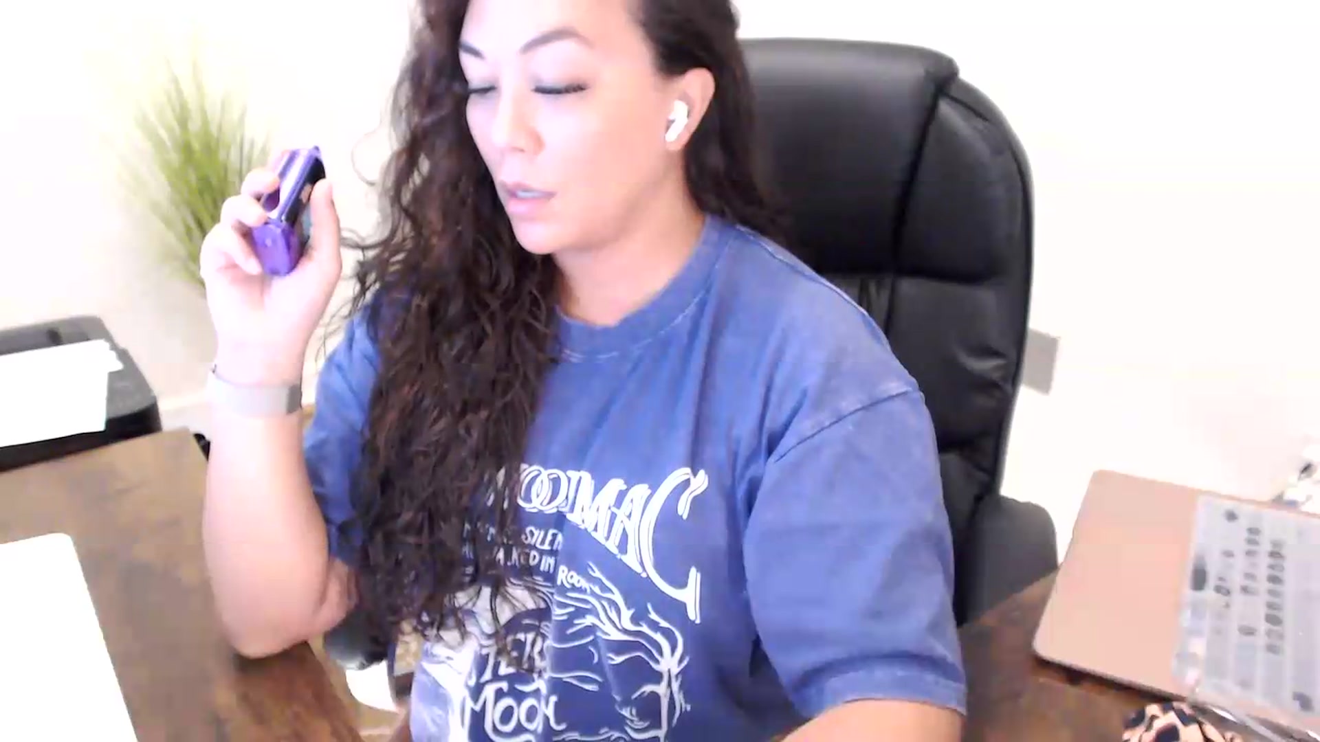 Gallery image thumbnail from MickaylaStar's myfreecams stream on, 06/16/2026, 16:10 image 10 of 20
