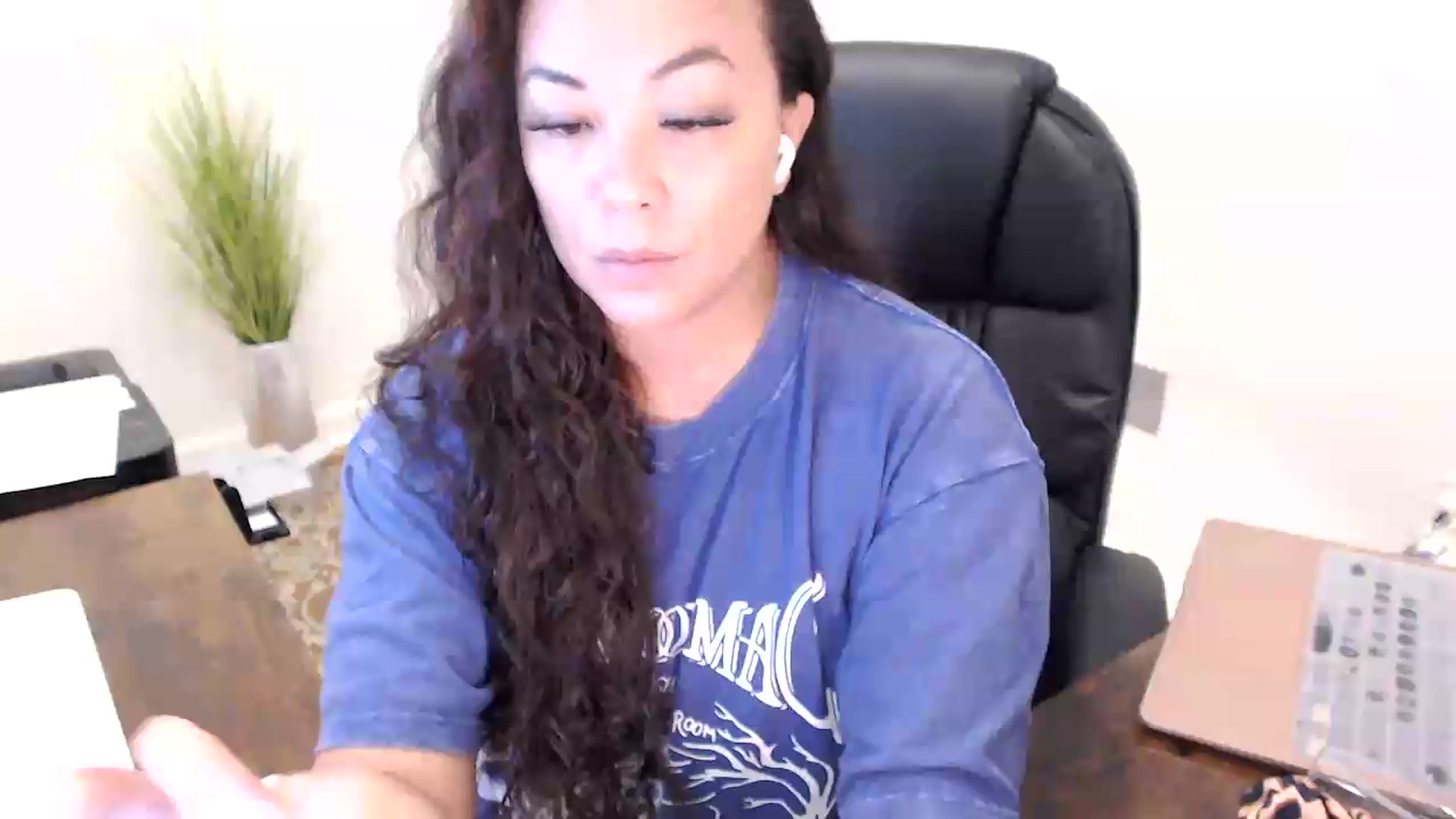 Gallery image thumbnail from MickaylaStar's myfreecams stream on, 06/16/2026, 16:10 image 8 of 20