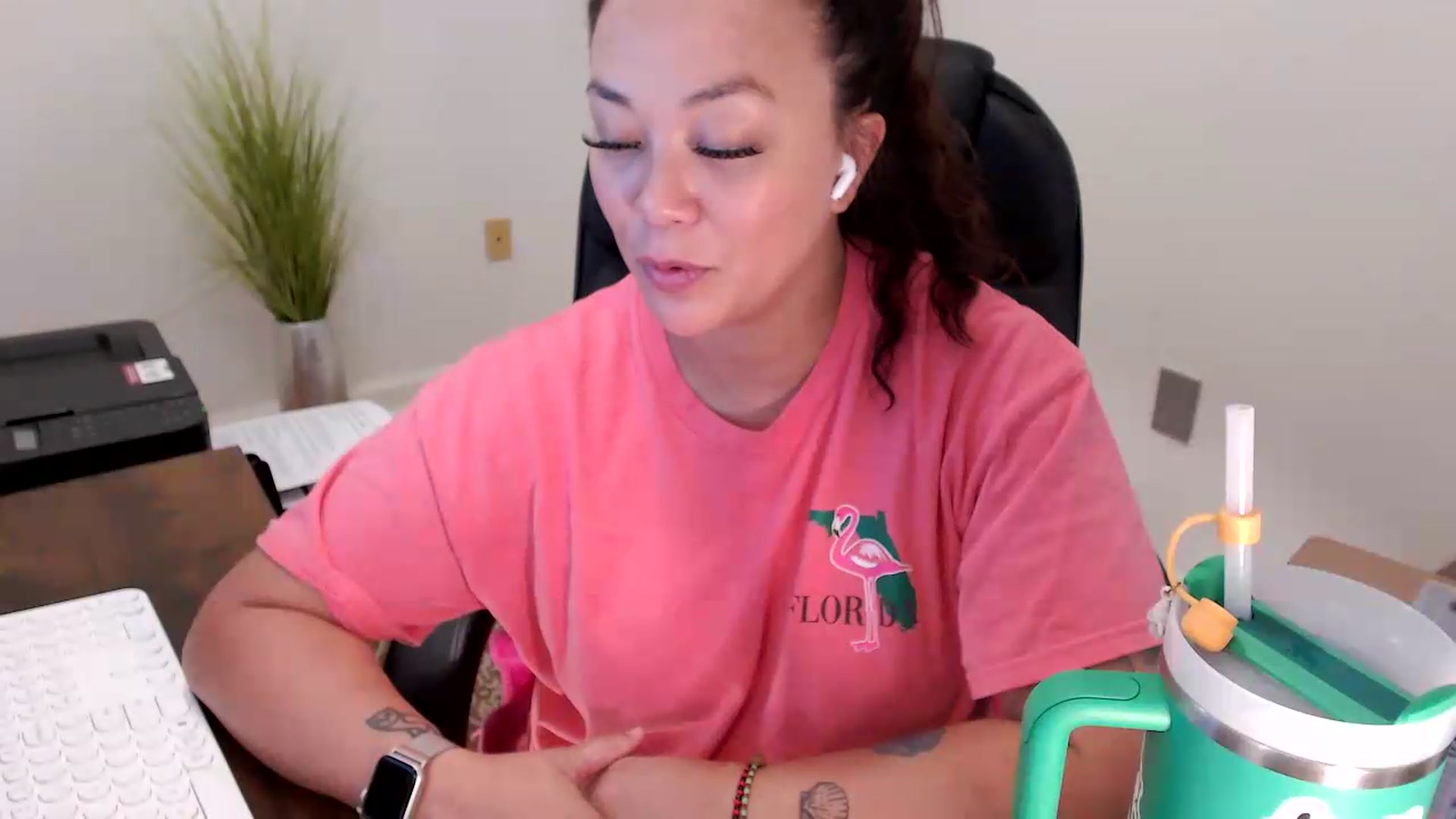 Gallery image thumbnail from MickaylaStar's myfreecams stream on, 06/18/2026, 18:11 image 20 of 20