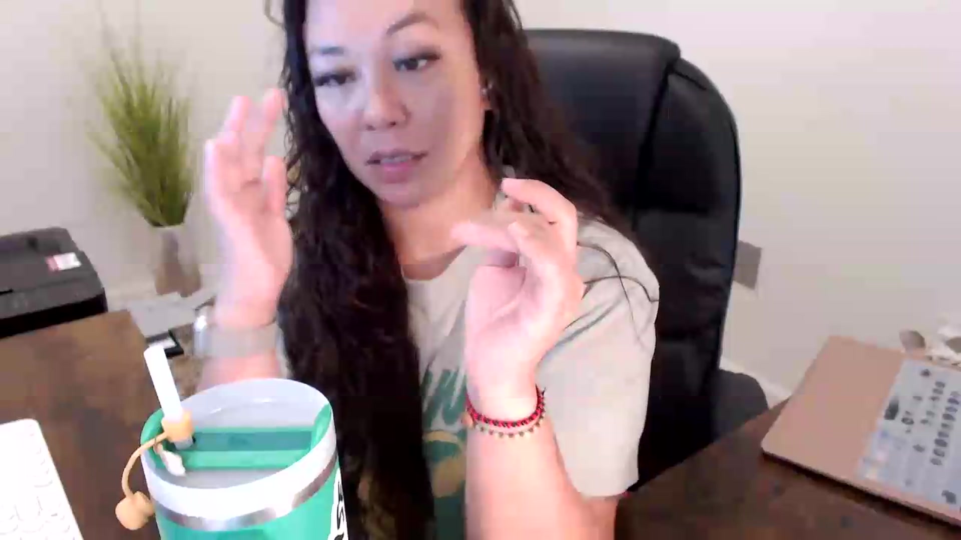 Gallery image thumbnail from MickaylaStar's myfreecams stream on, 06/19/2026, 15:45 image 18 of 20
