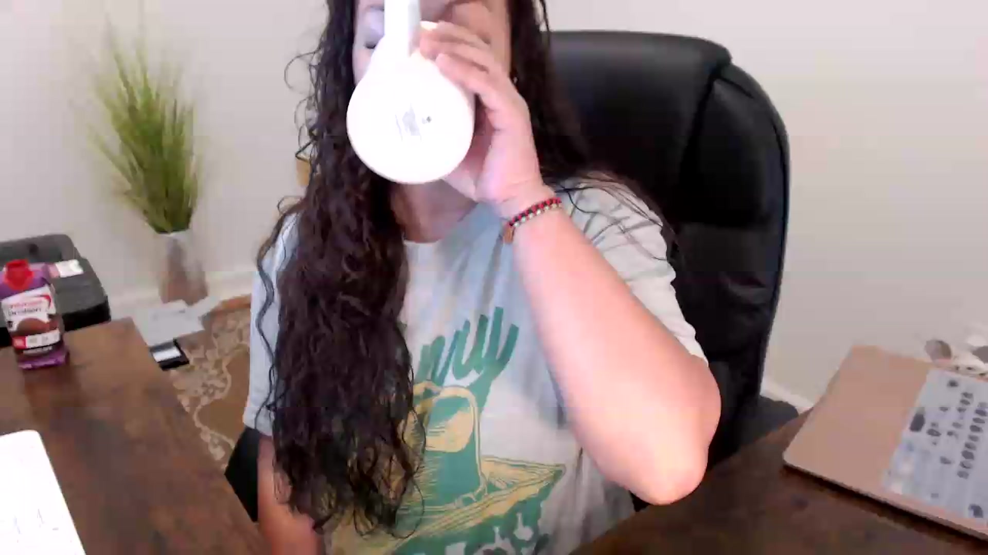 Gallery image thumbnail from MickaylaStar's myfreecams stream on, 06/19/2026, 15:45 image 9 of 20