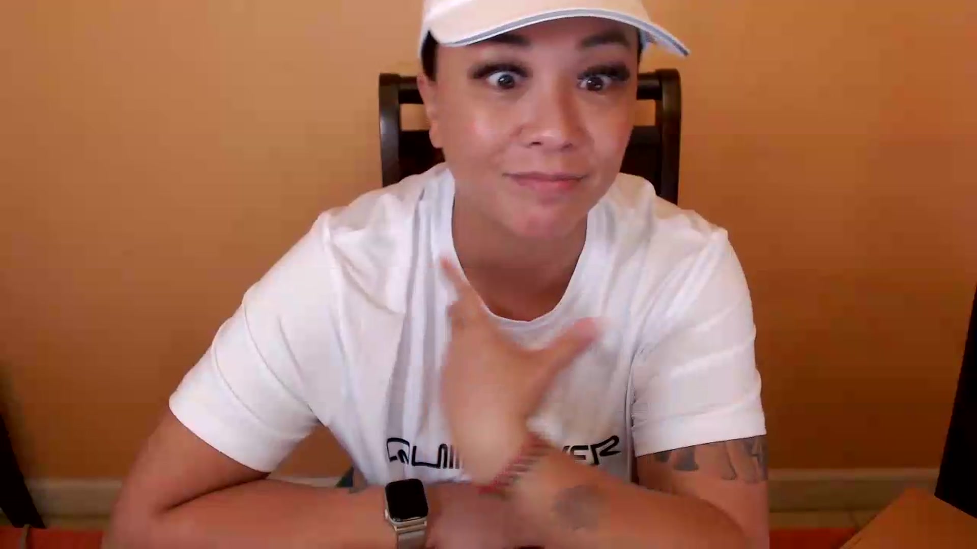 Gallery image thumbnail from MickaylaStar's myfreecams stream on, 06/20/2026, 18:42 image 5 of 20