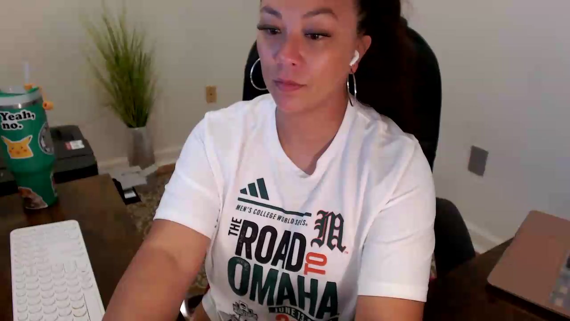 Gallery image thumbnail from MickaylaStar's myfreecams stream on, 06/23/2026, 17:20 image 3 of 20