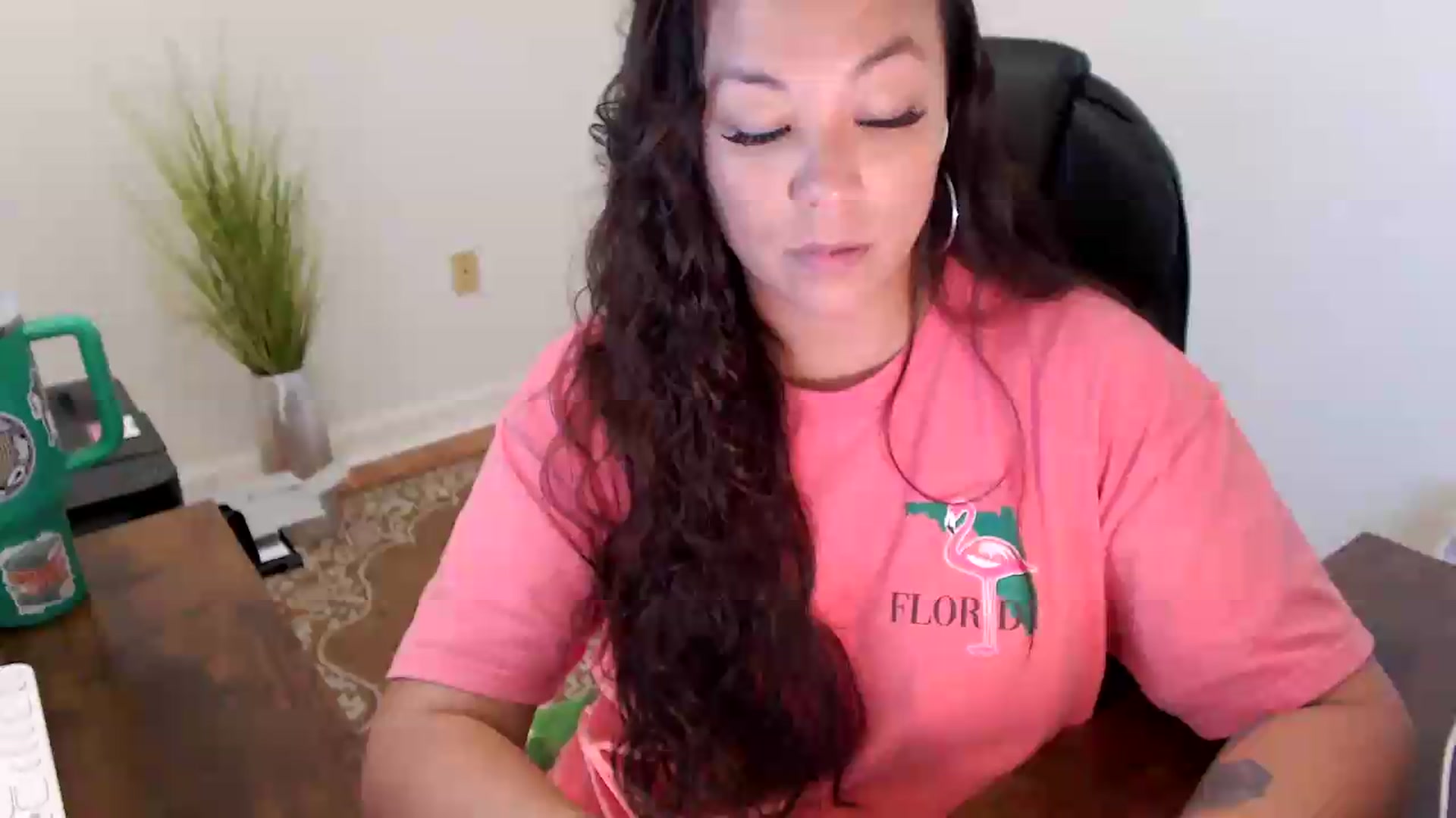 Gallery image thumbnail from MickaylaStar's myfreecams stream on, 06/26/2026, 15:09 image 4 of 20