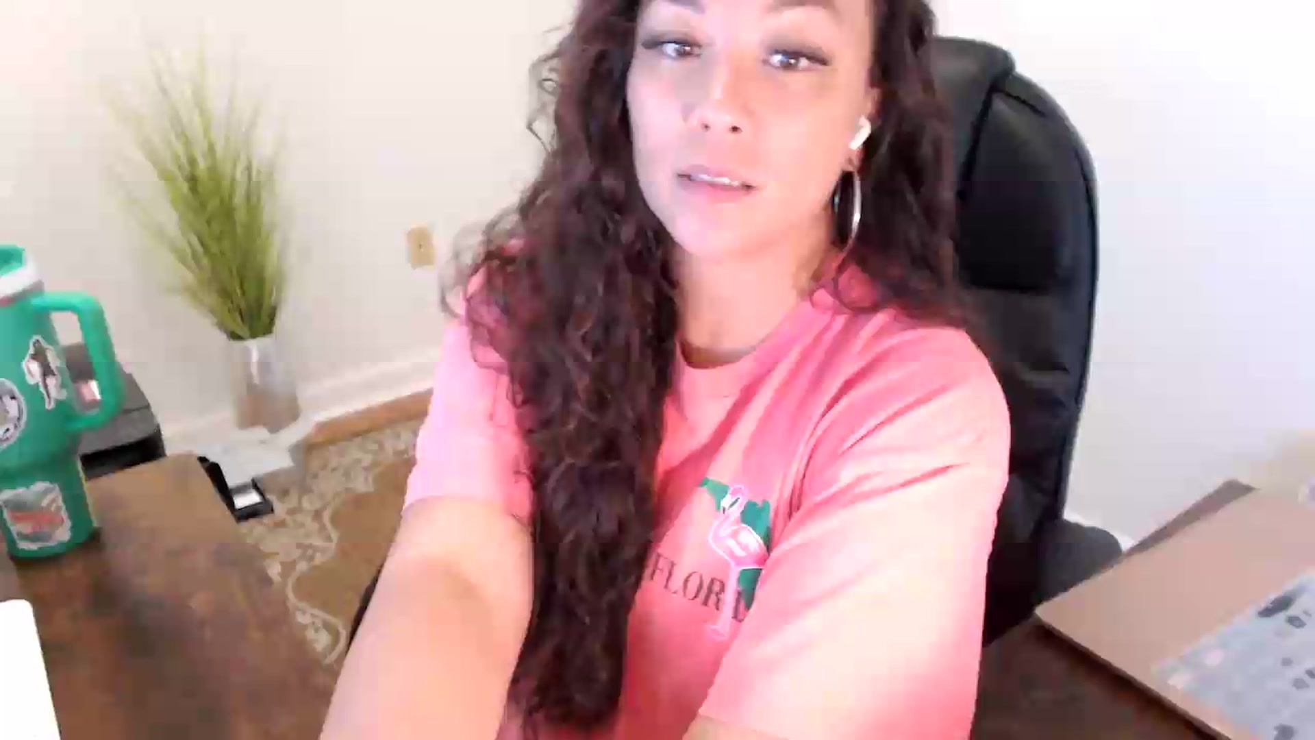Gallery image thumbnail from MickaylaStar's myfreecams stream on, 06/26/2026, 15:28 image 20 of 20