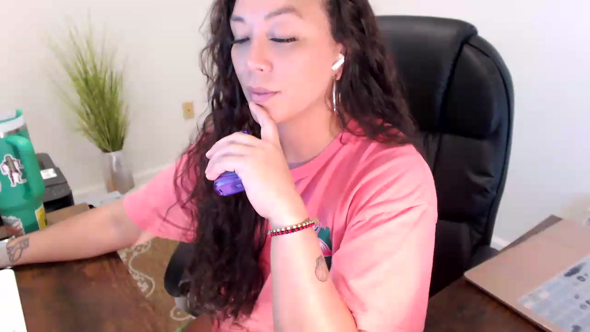 Gallery image thumbnail from MickaylaStar's myfreecams stream on, 06/26/2026, 15:28 image 15 of 20