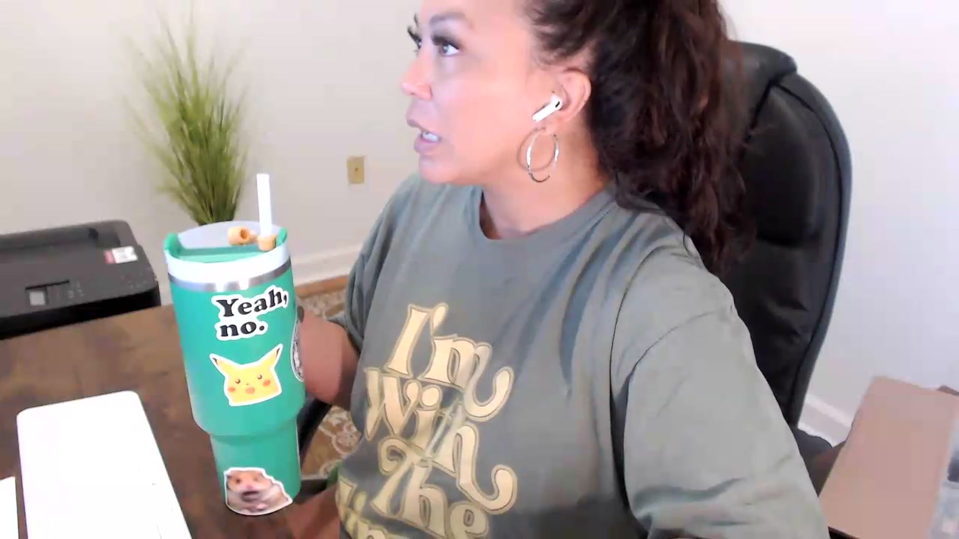 Gallery image thumbnail from MickaylaStar's myfreecams stream on, 06/29/2026, 15:41 image 7 of 20
