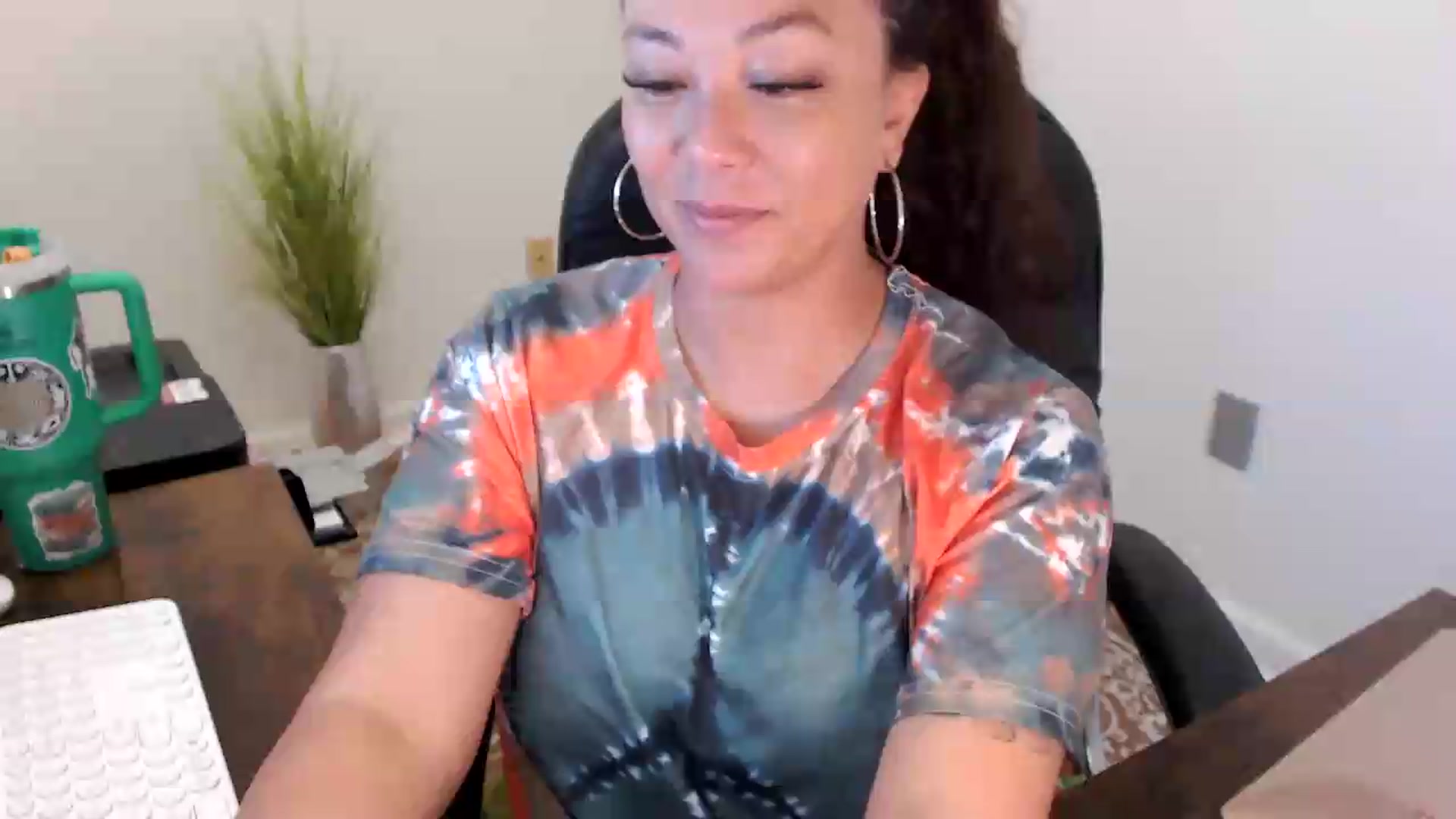 Gallery image thumbnail from MickaylaStar's myfreecams stream on, 06/30/2026, 16:49 image 1 of 20