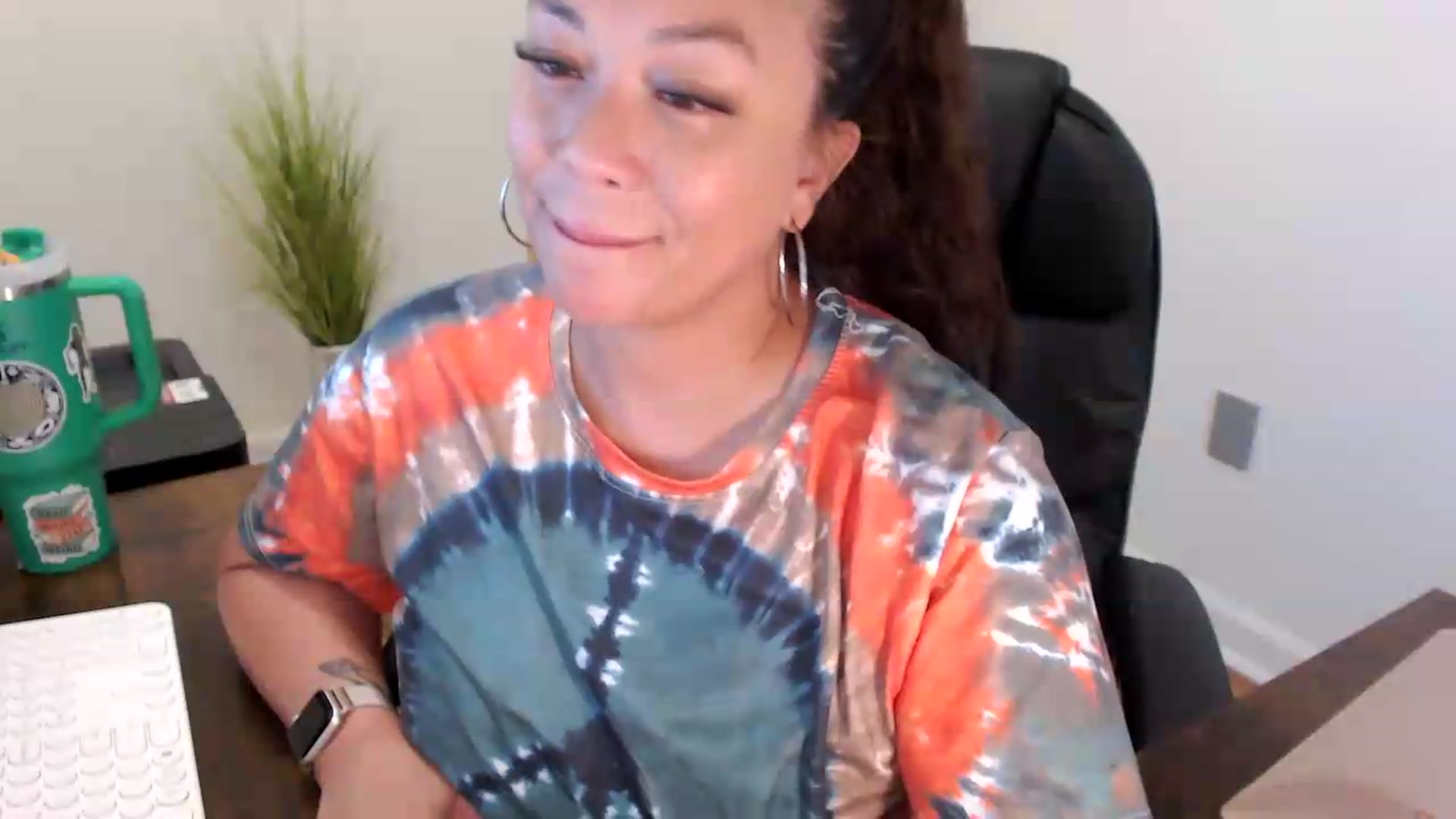 Gallery image thumbnail from MickaylaStar's myfreecams stream on, 06/30/2026, 17:30 image 4 of 20
