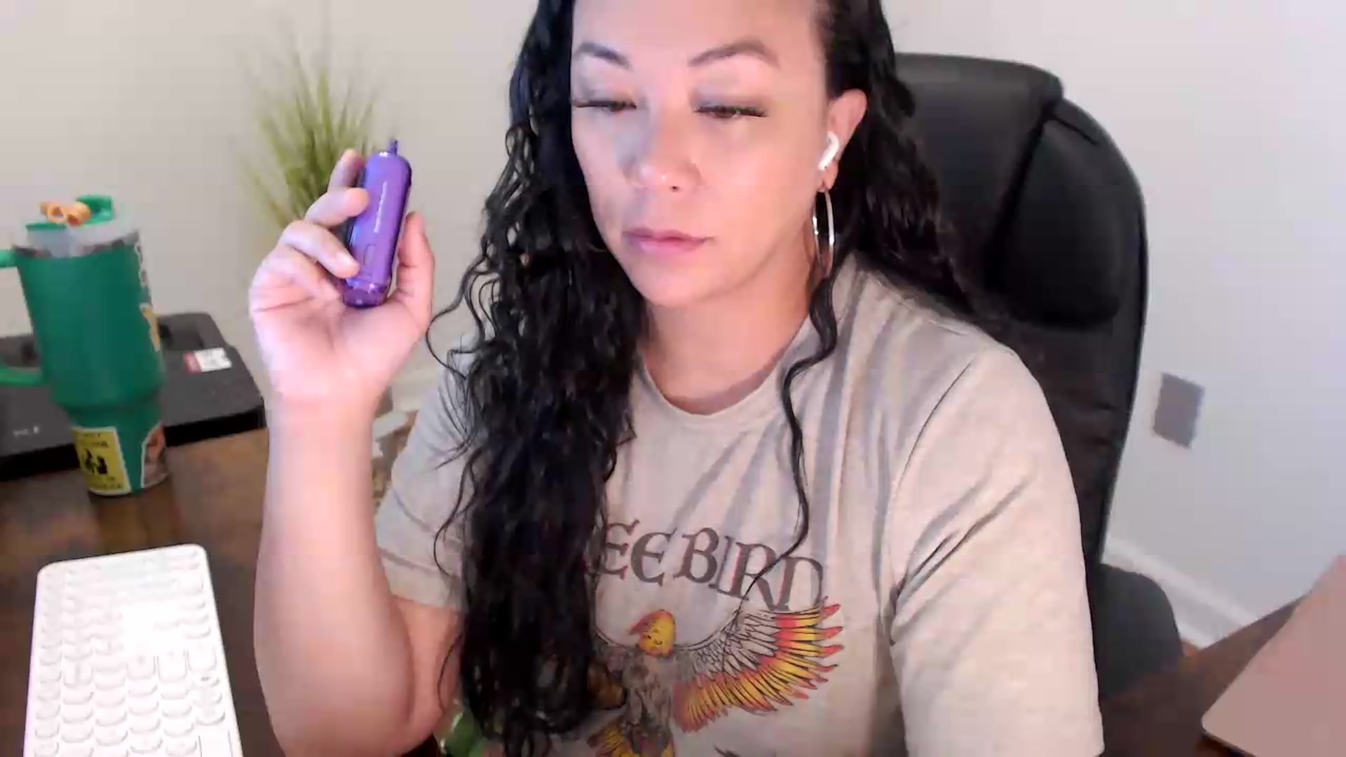 Gallery image thumbnail from MickaylaStar's myfreecams stream on, 07/01/2026, 13:56 image 17 of 20