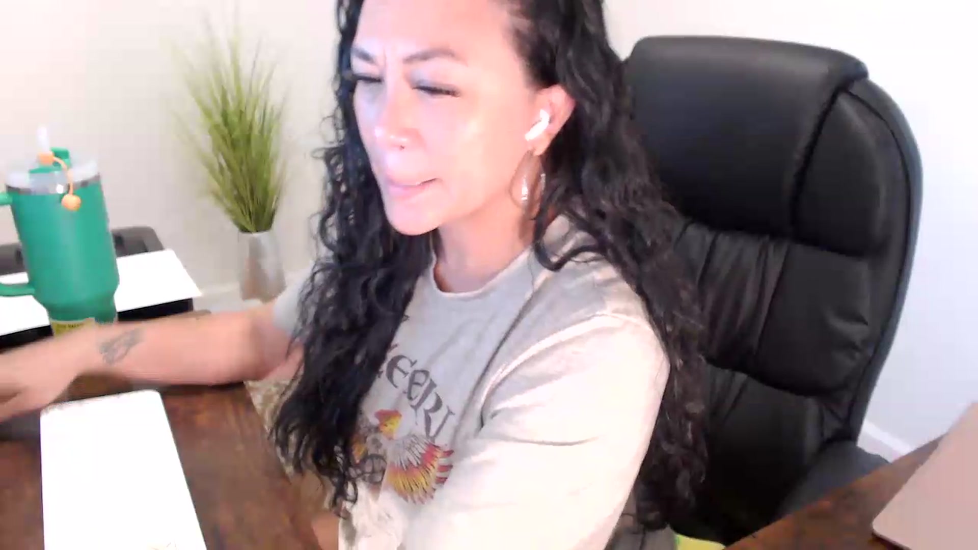 Gallery image thumbnail from MickaylaStar's myfreecams stream on, 07/01/2026, 15:25 image 3 of 20