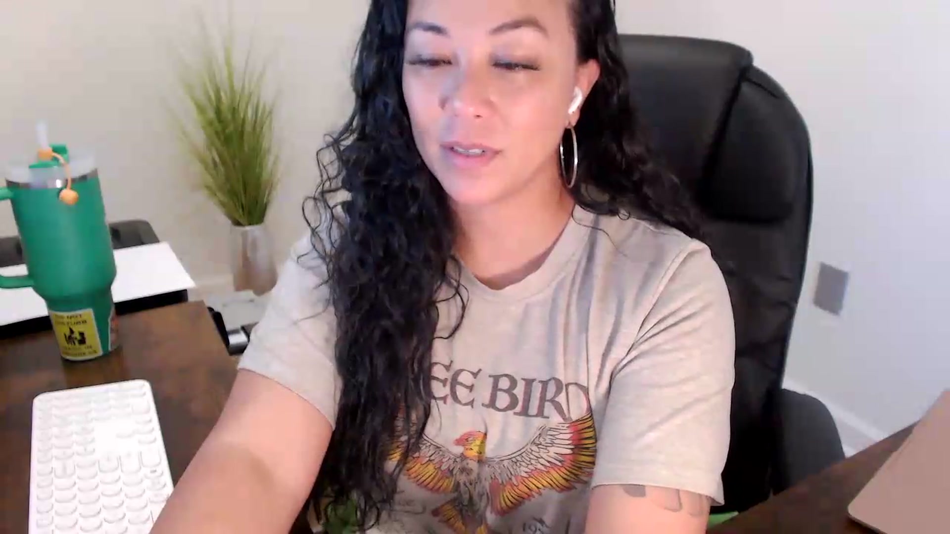 Gallery image thumbnail from MickaylaStar's myfreecams stream on, 07/01/2026, 15:25 image 19 of 20
