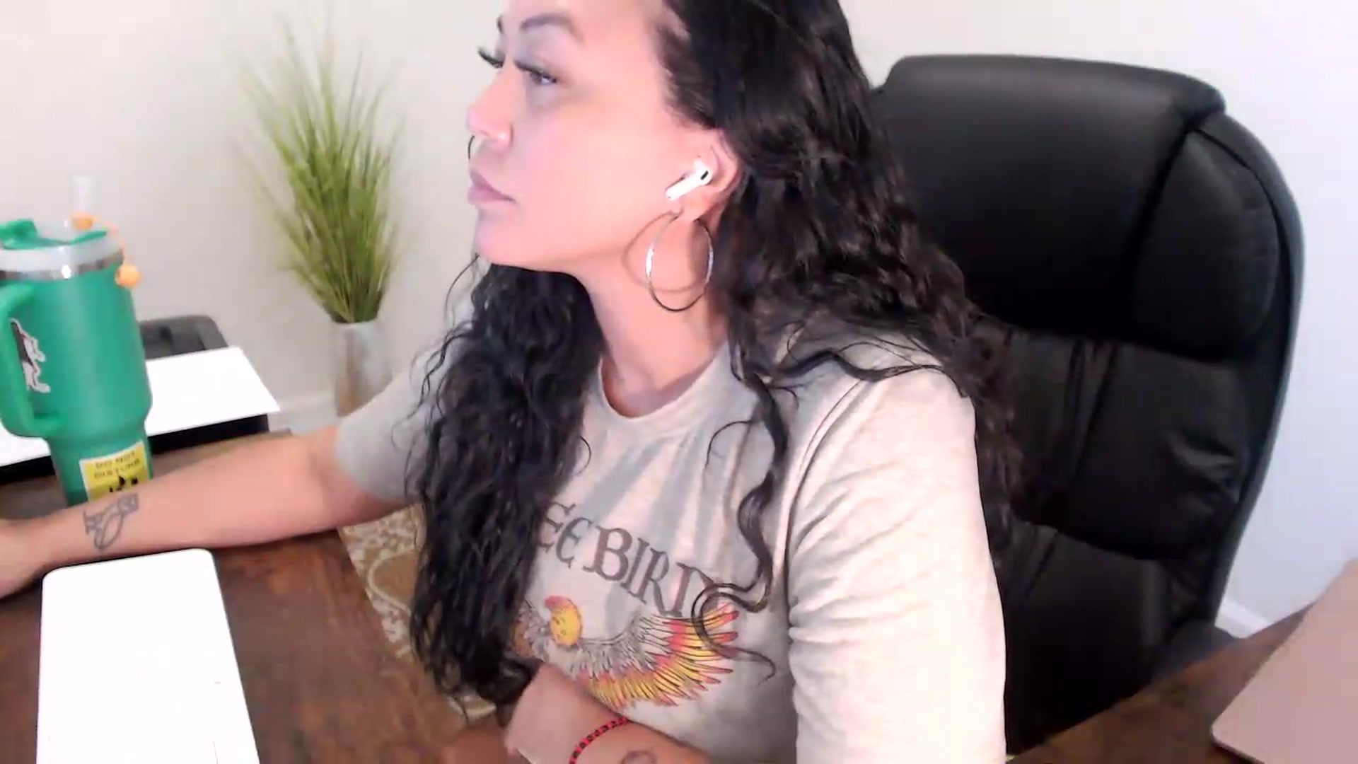 Gallery image thumbnail from MickaylaStar's myfreecams stream on, 07/01/2026, 15:49 image 19 of 20