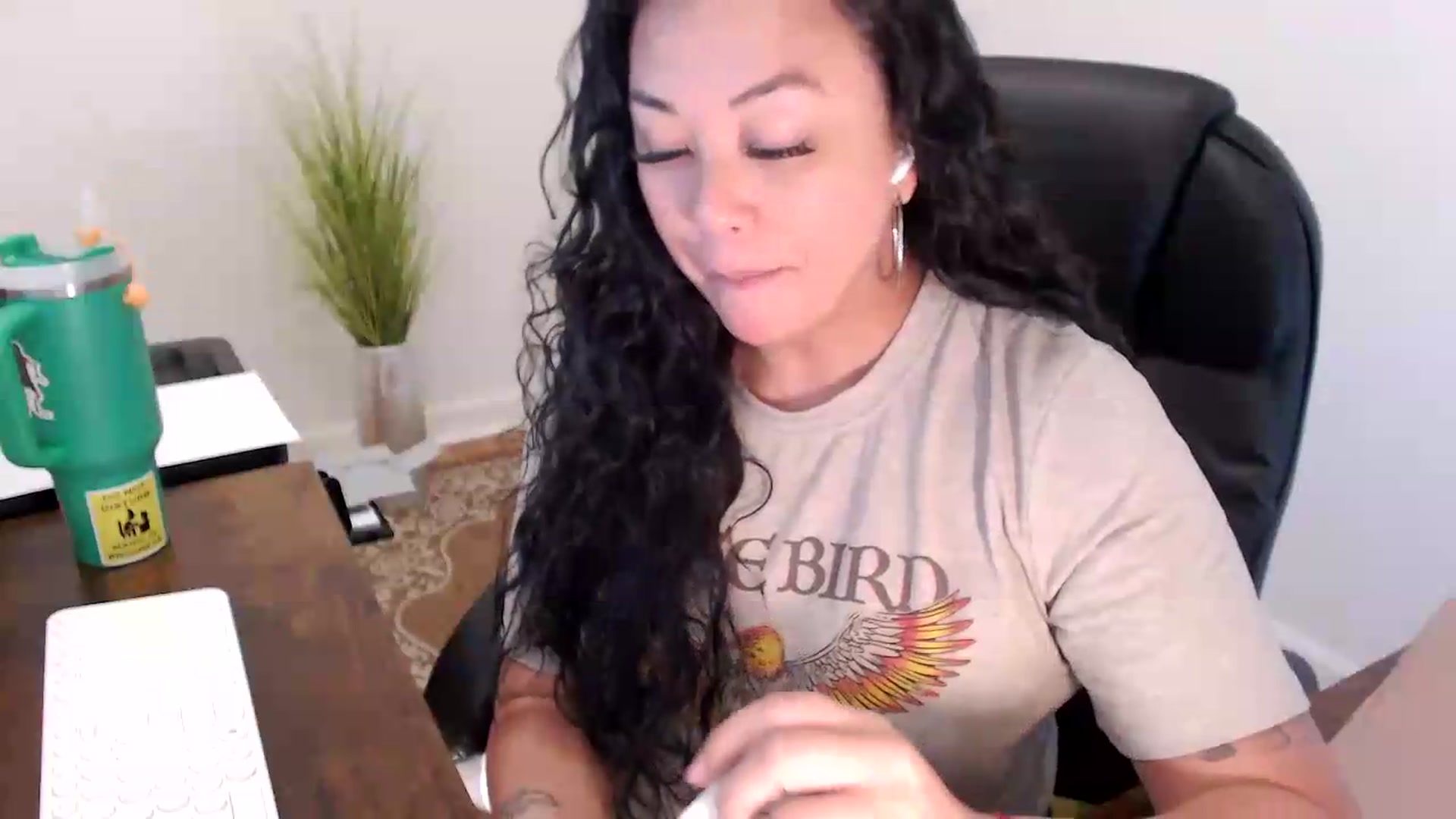 Gallery image thumbnail from MickaylaStar's myfreecams stream on, 07/01/2026, 16:26 image 3 of 20