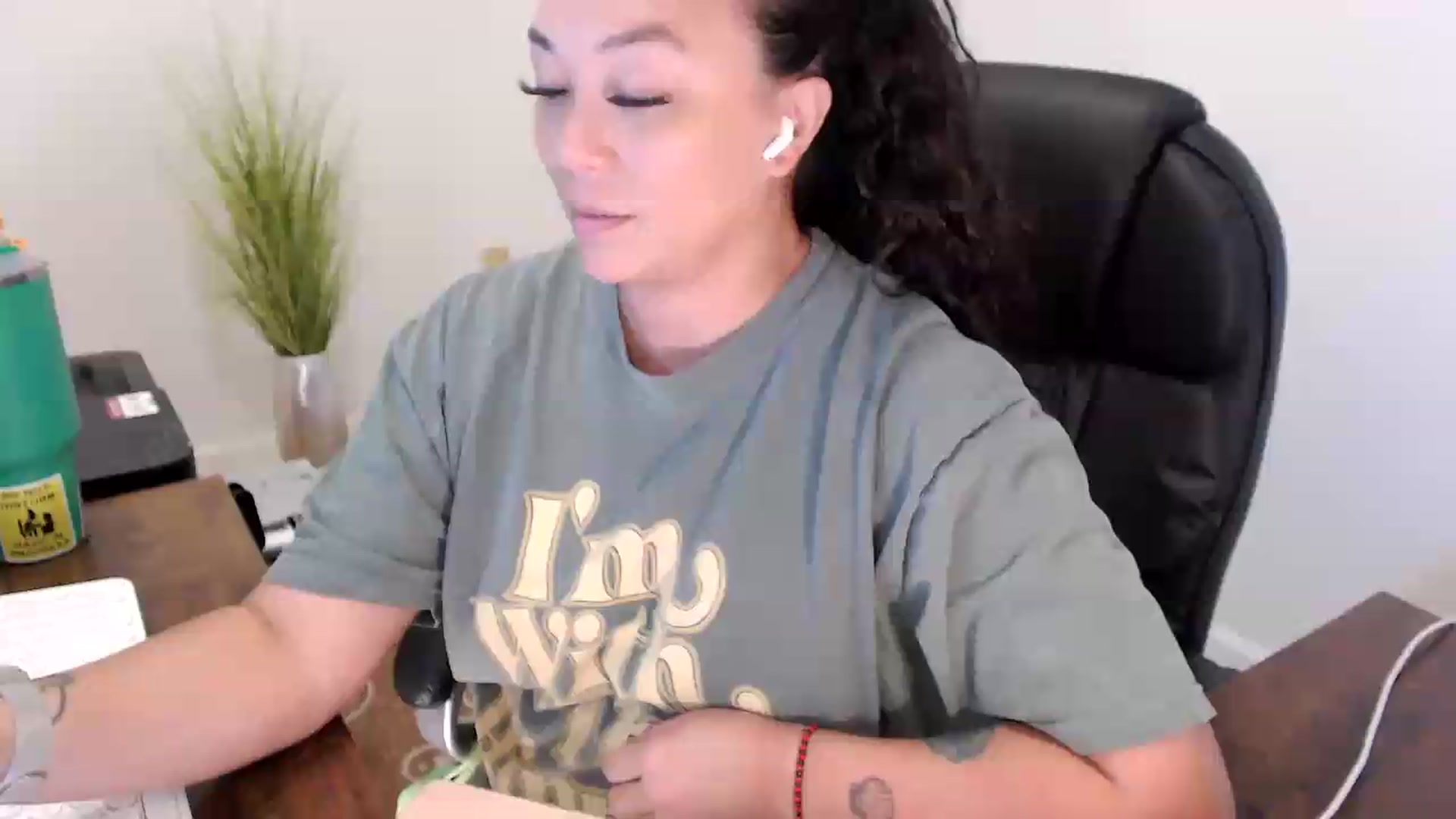 Gallery image thumbnail from MickaylaStar's myfreecams stream on, 07/03/2026, 15:12 image 1 of 20